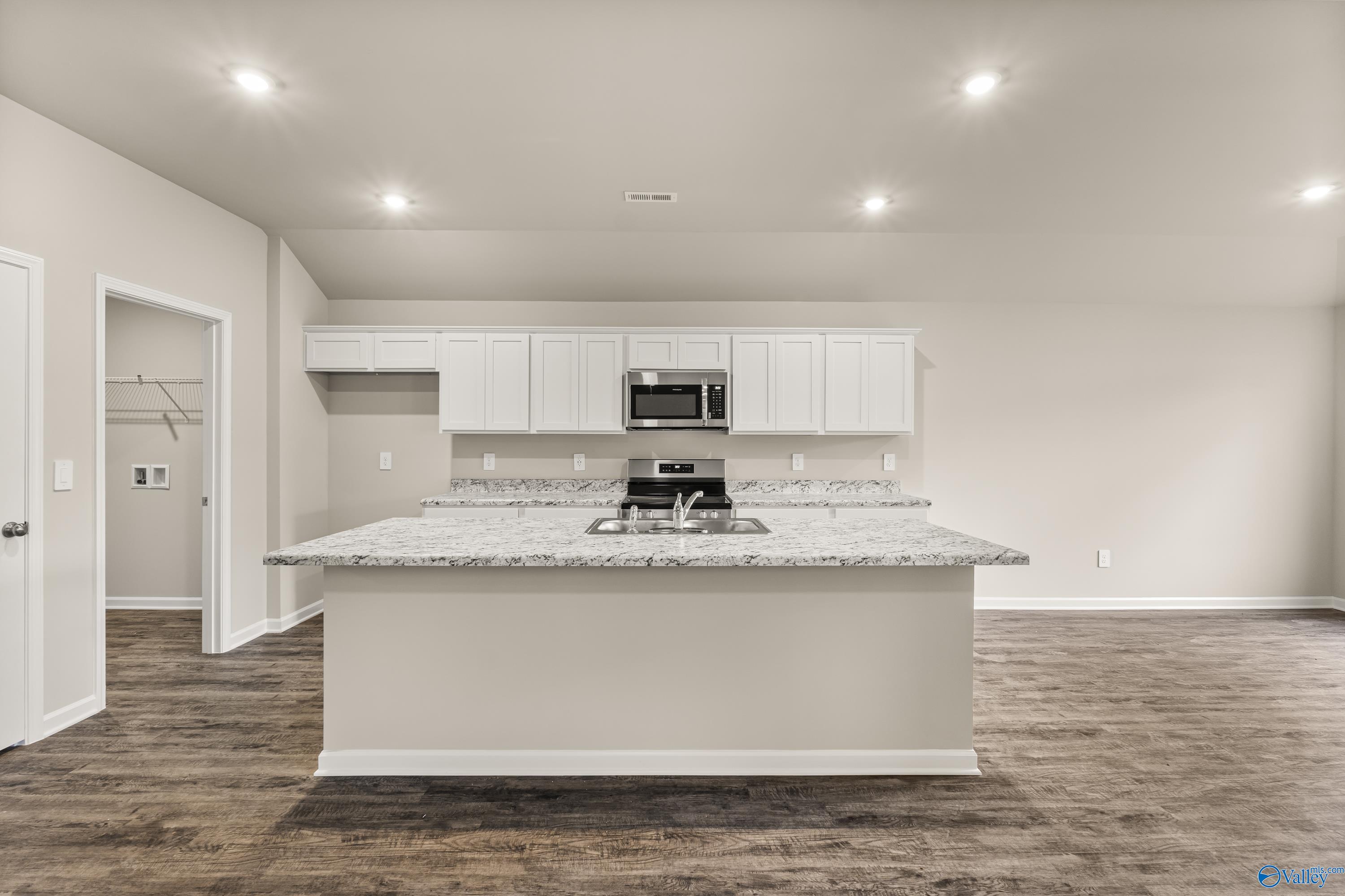 202 Six Pence Court