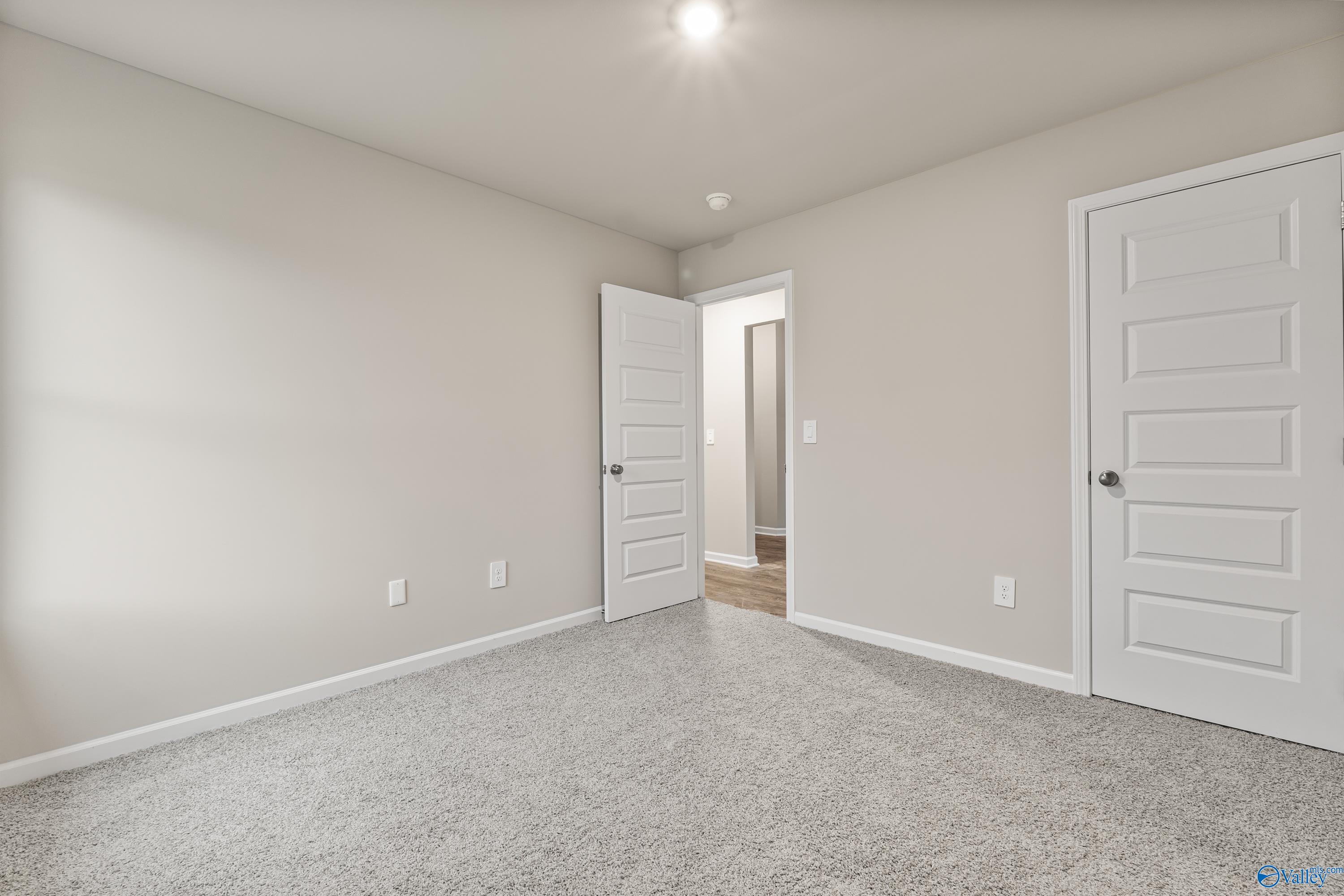 202 Six Pence Court