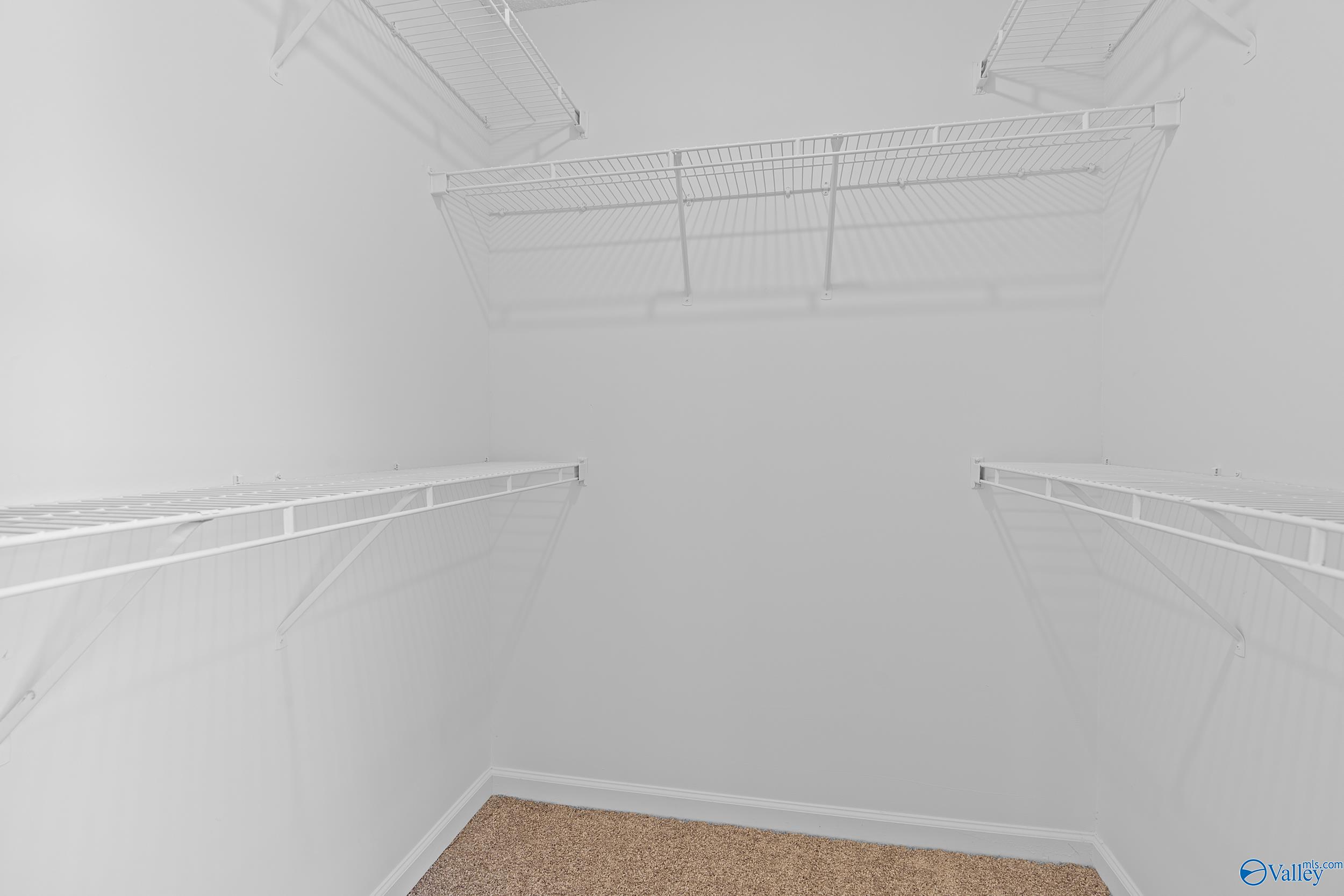 104 Shadow Oak Circle