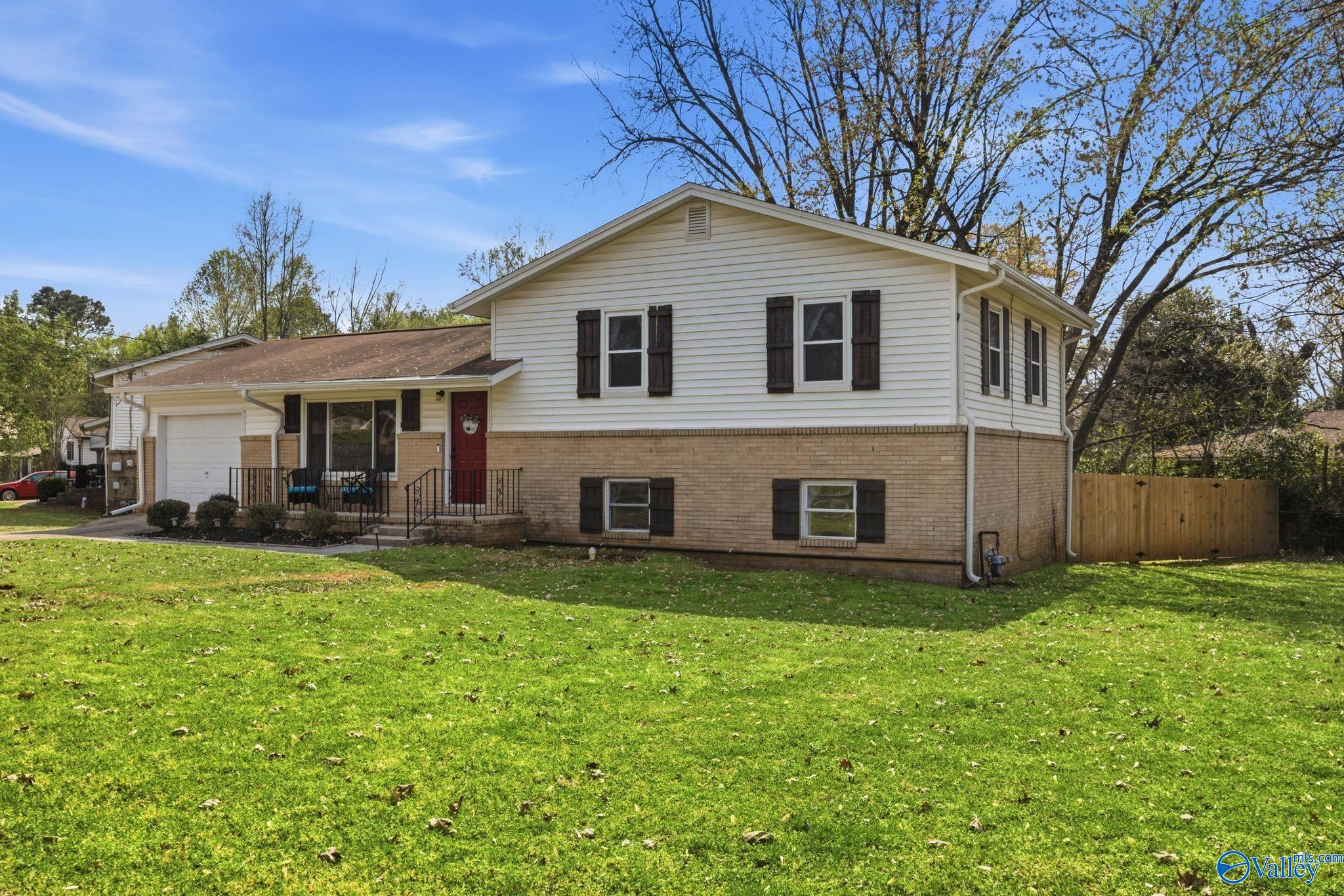 10000 Hogan Drive SE