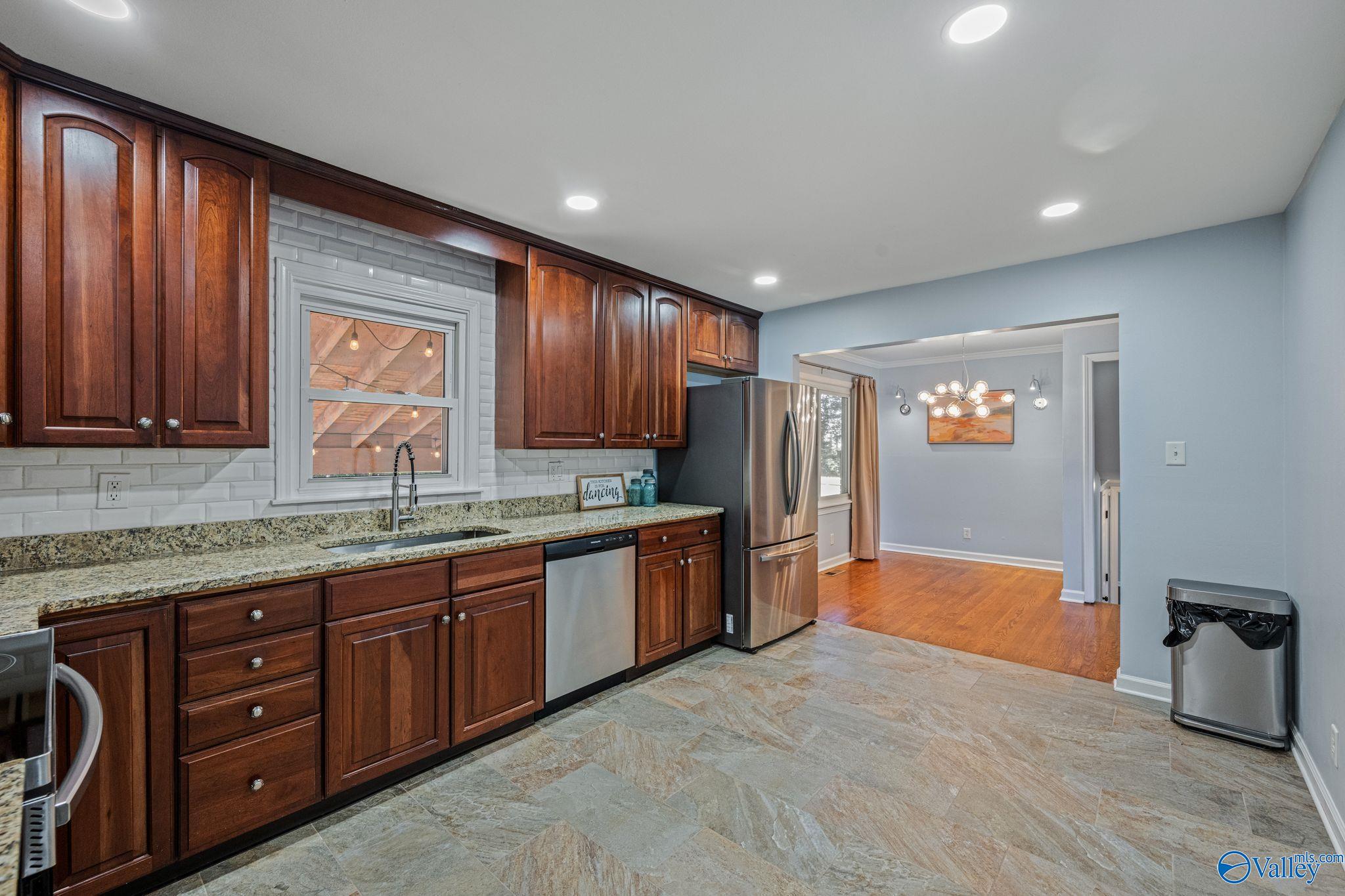 10000 Hogan Drive SE