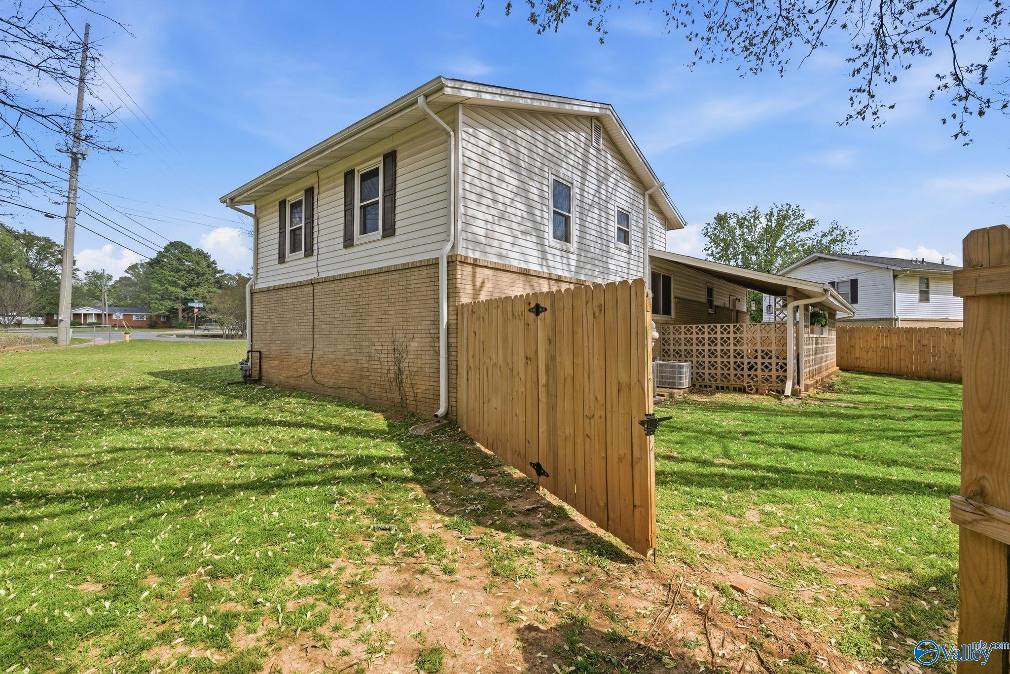 10000 Hogan Drive SE