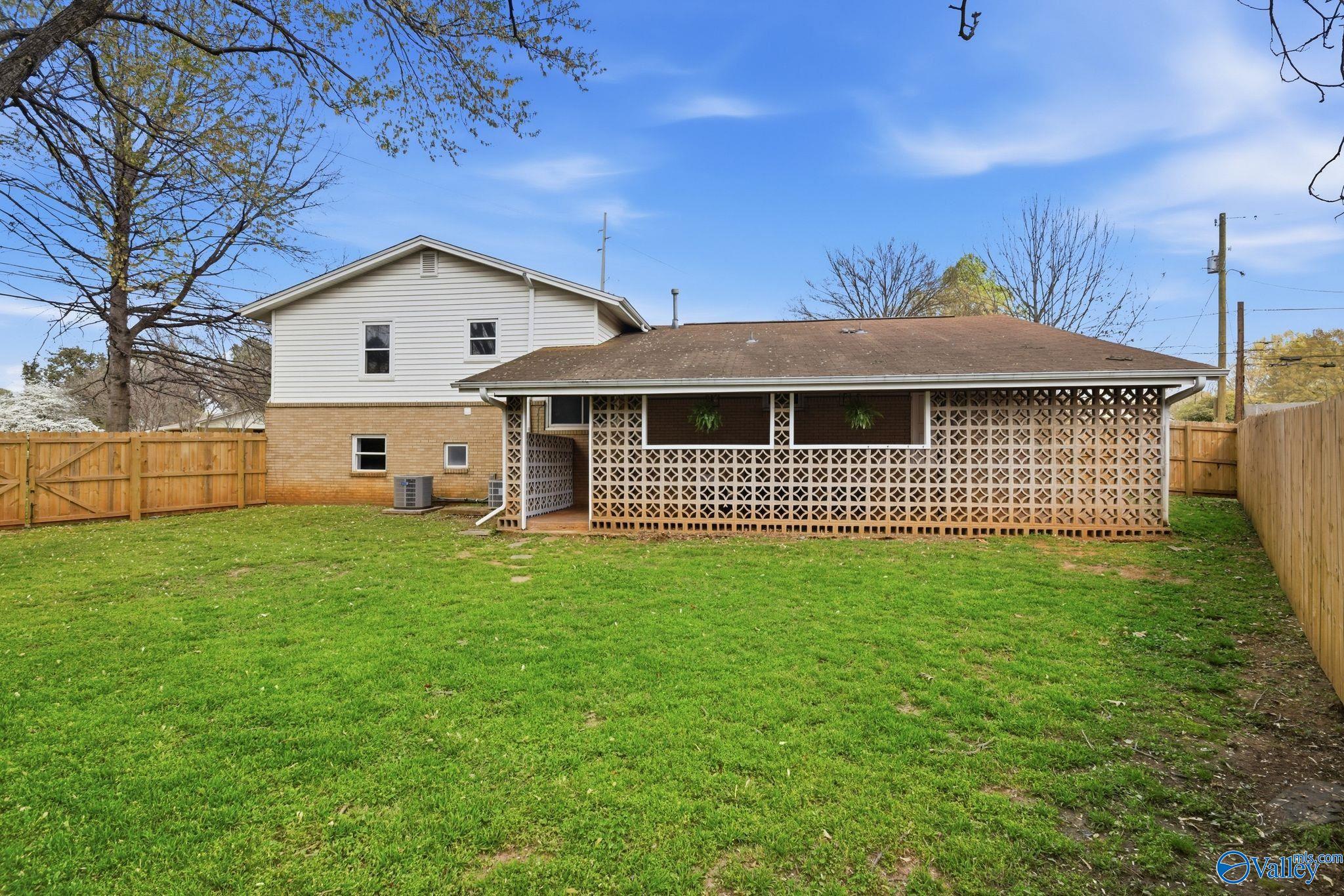 10000 Hogan Drive SE