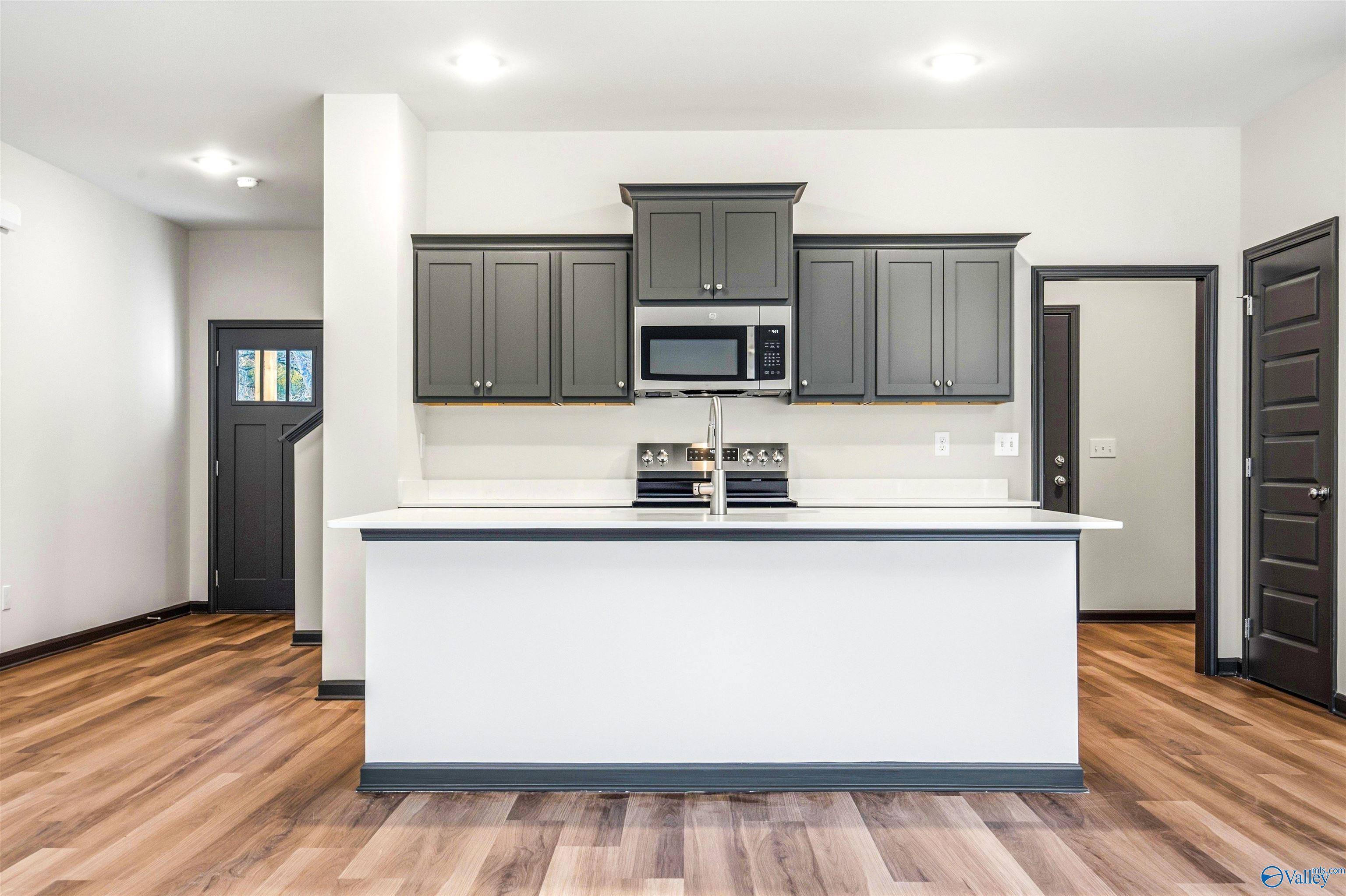 124B Dexter Circle