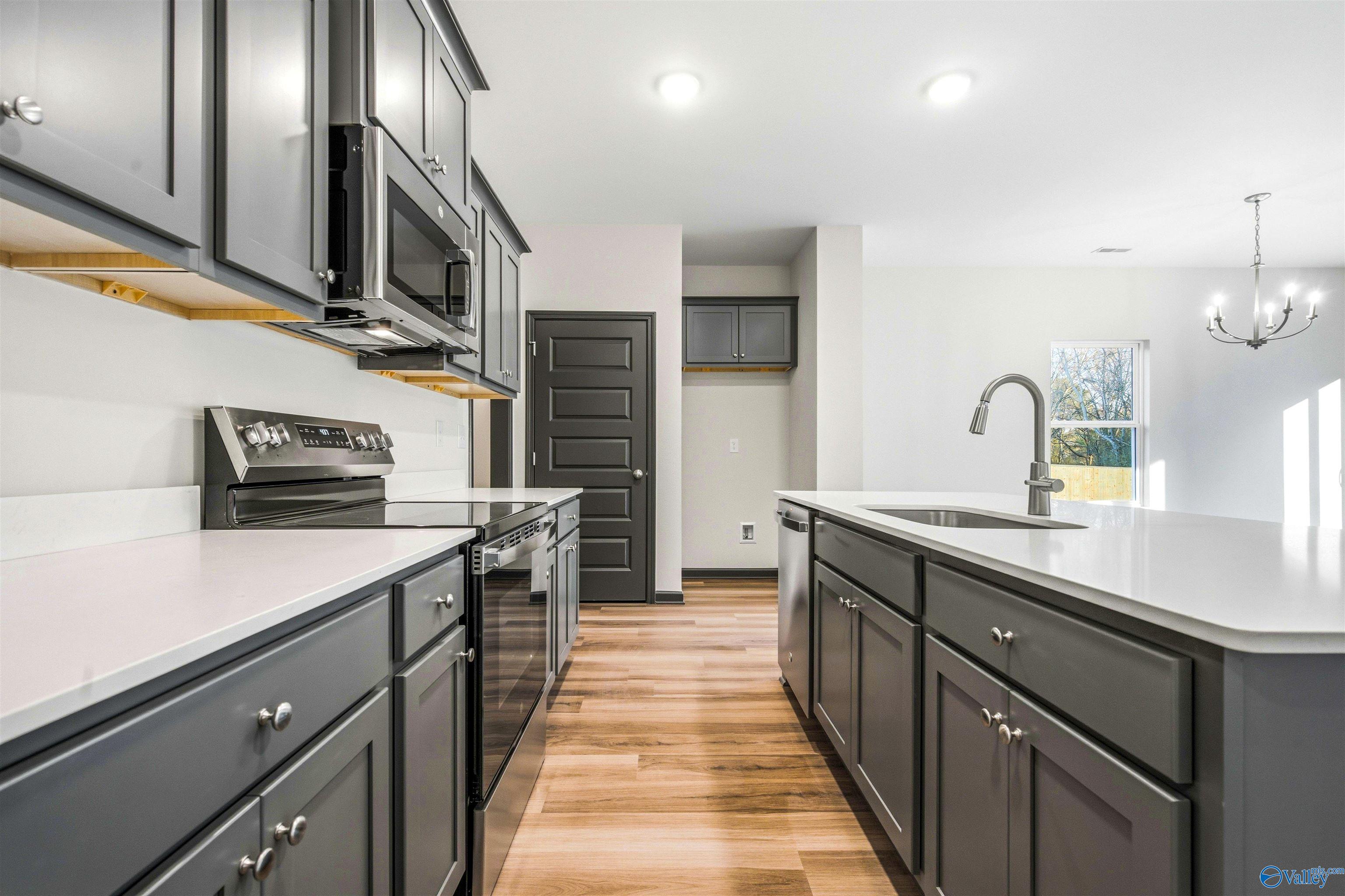 124B Dexter Circle