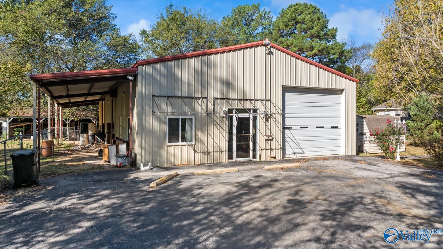 720 Capshaw Road NW
