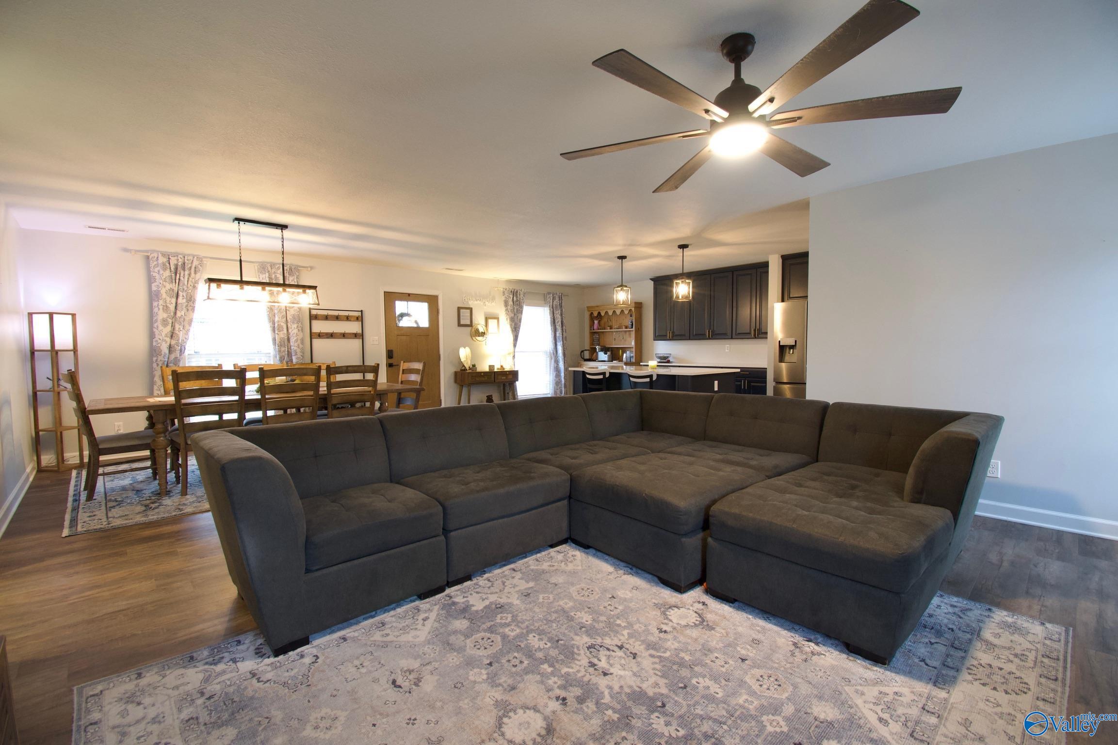 16190 East Glenn Valley