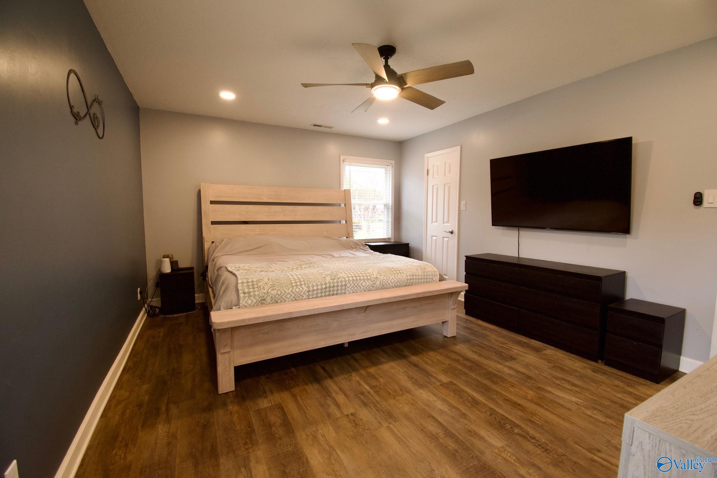 16190 East Glenn Valley