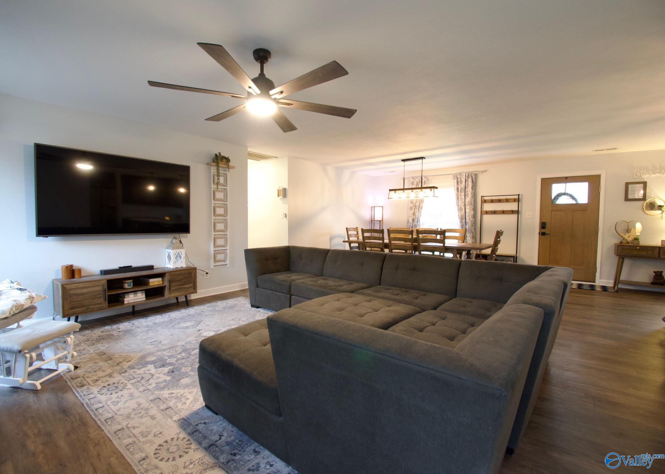 16190 East Glenn Valley