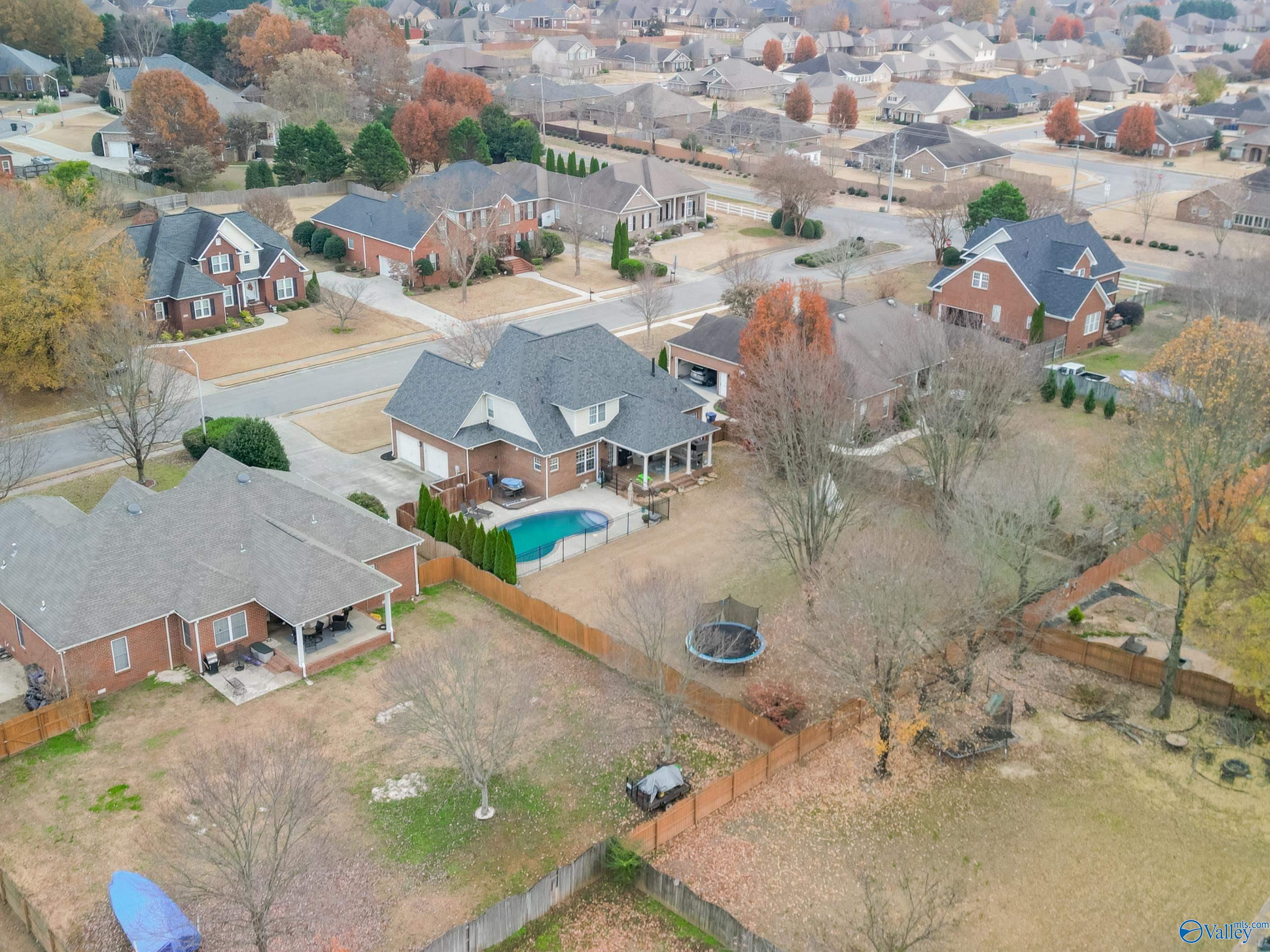 304 Broadway Lane
