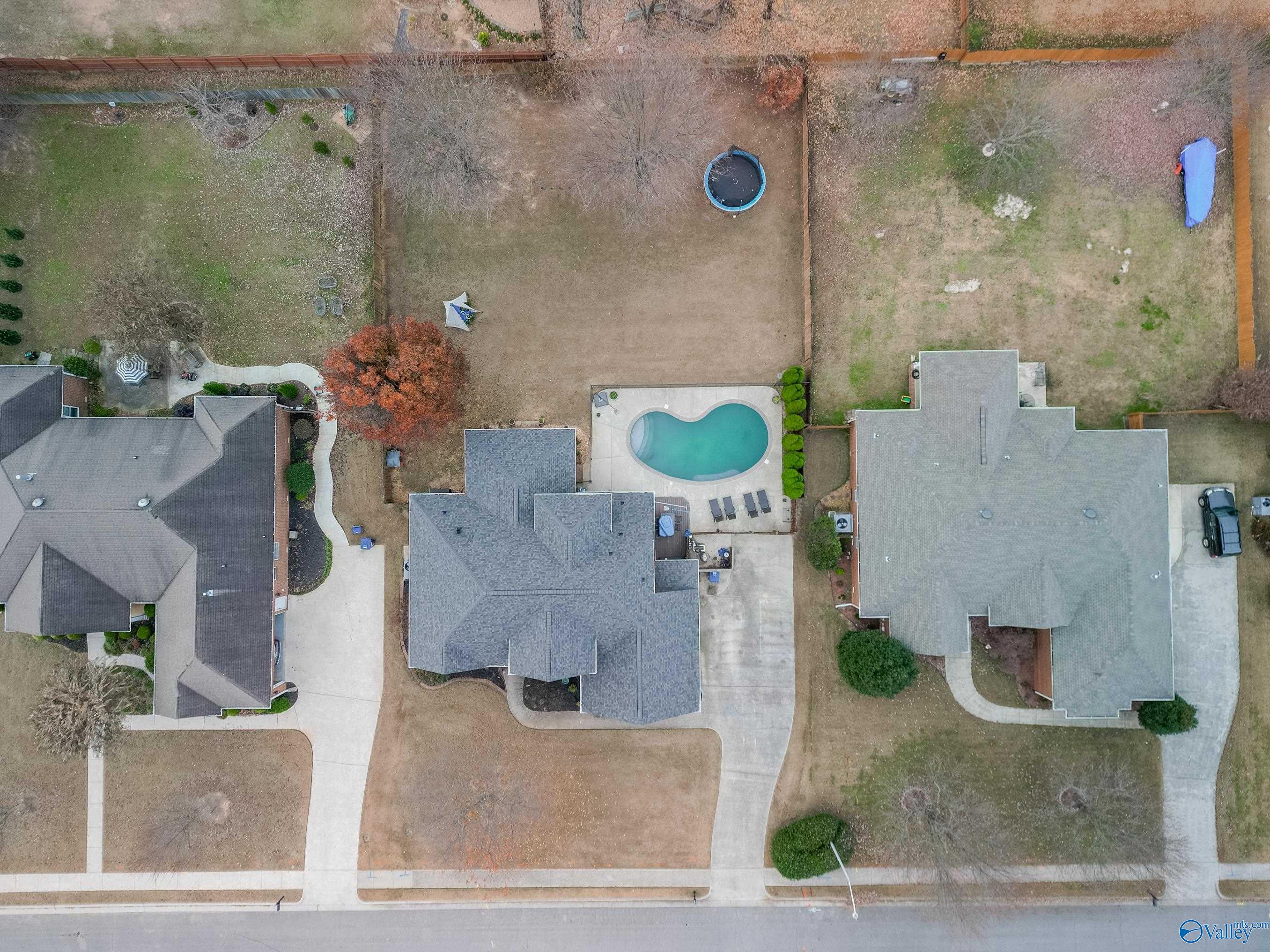 304 Broadway Lane
