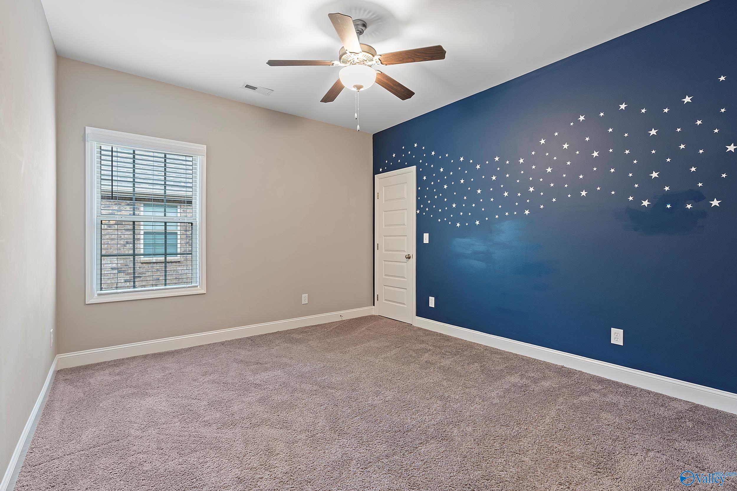122 Summer Pointe Lane