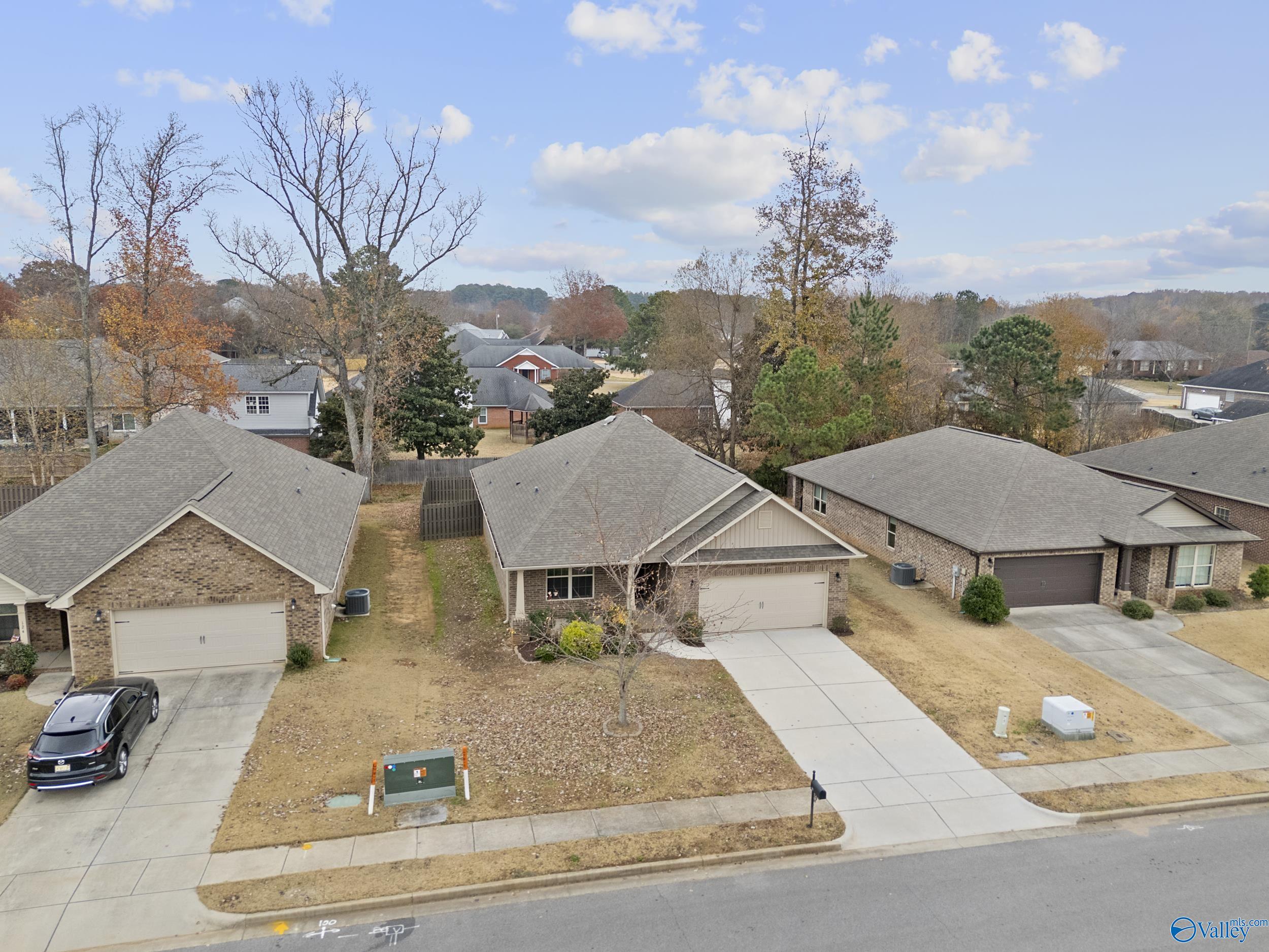 122 Summer Pointe Lane