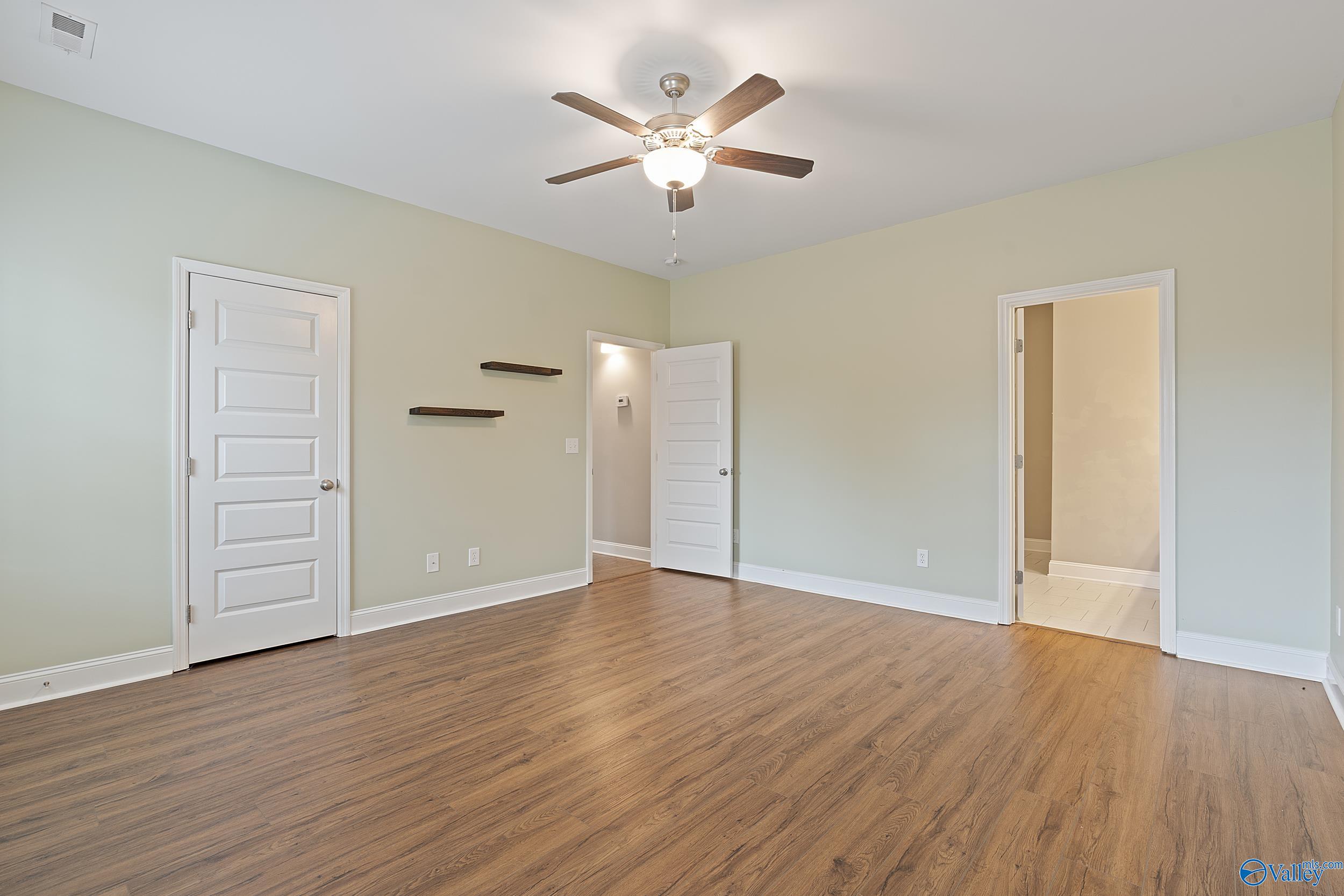122 Summer Pointe Lane