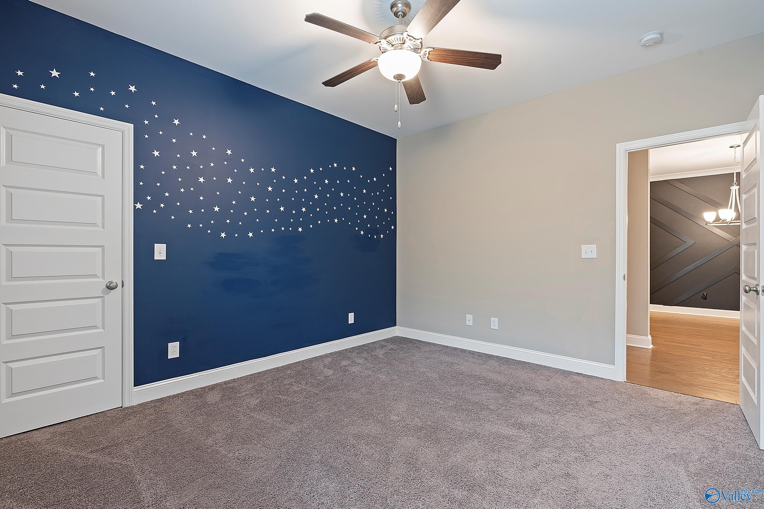 122 Summer Pointe Lane
