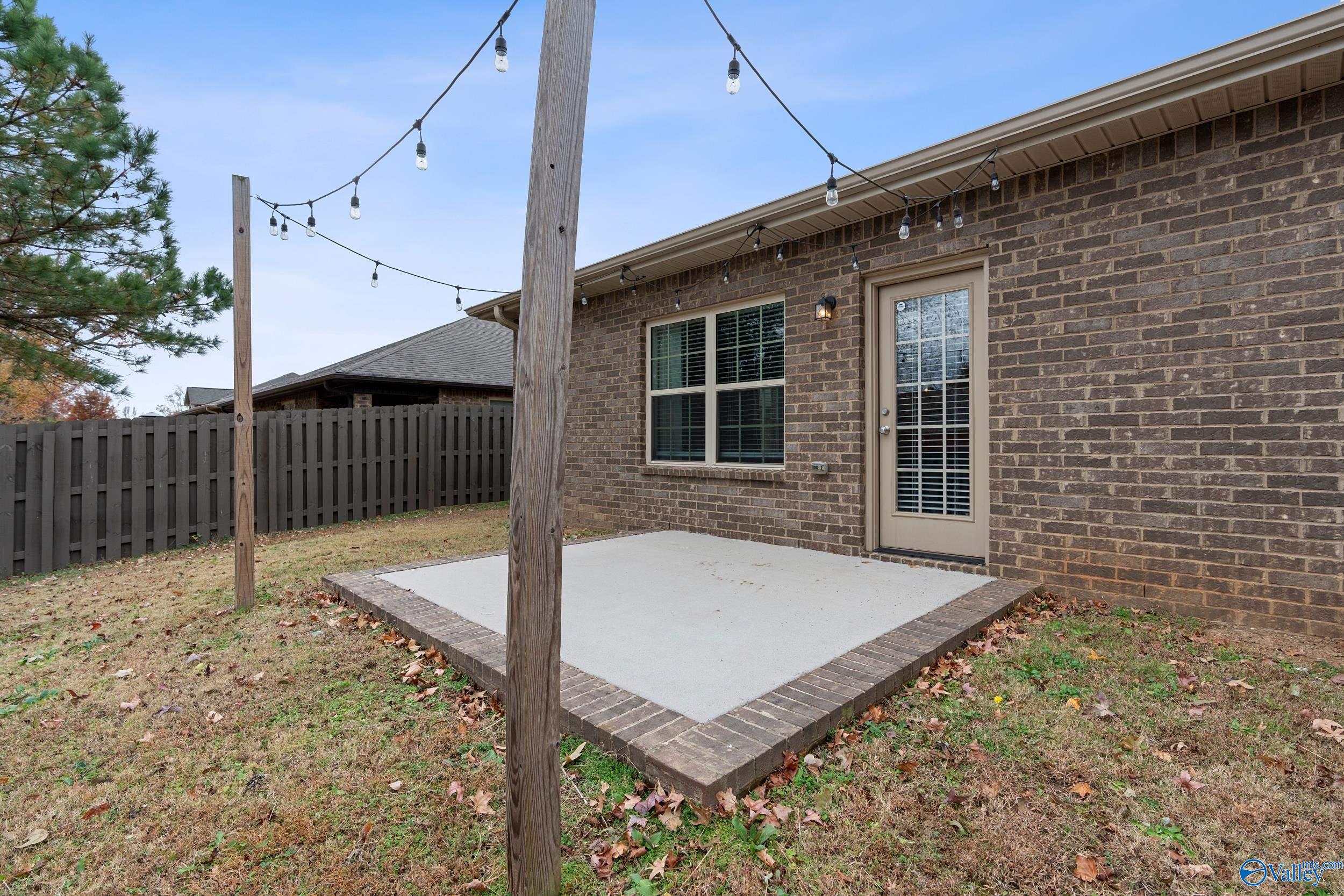 122 Summer Pointe Lane