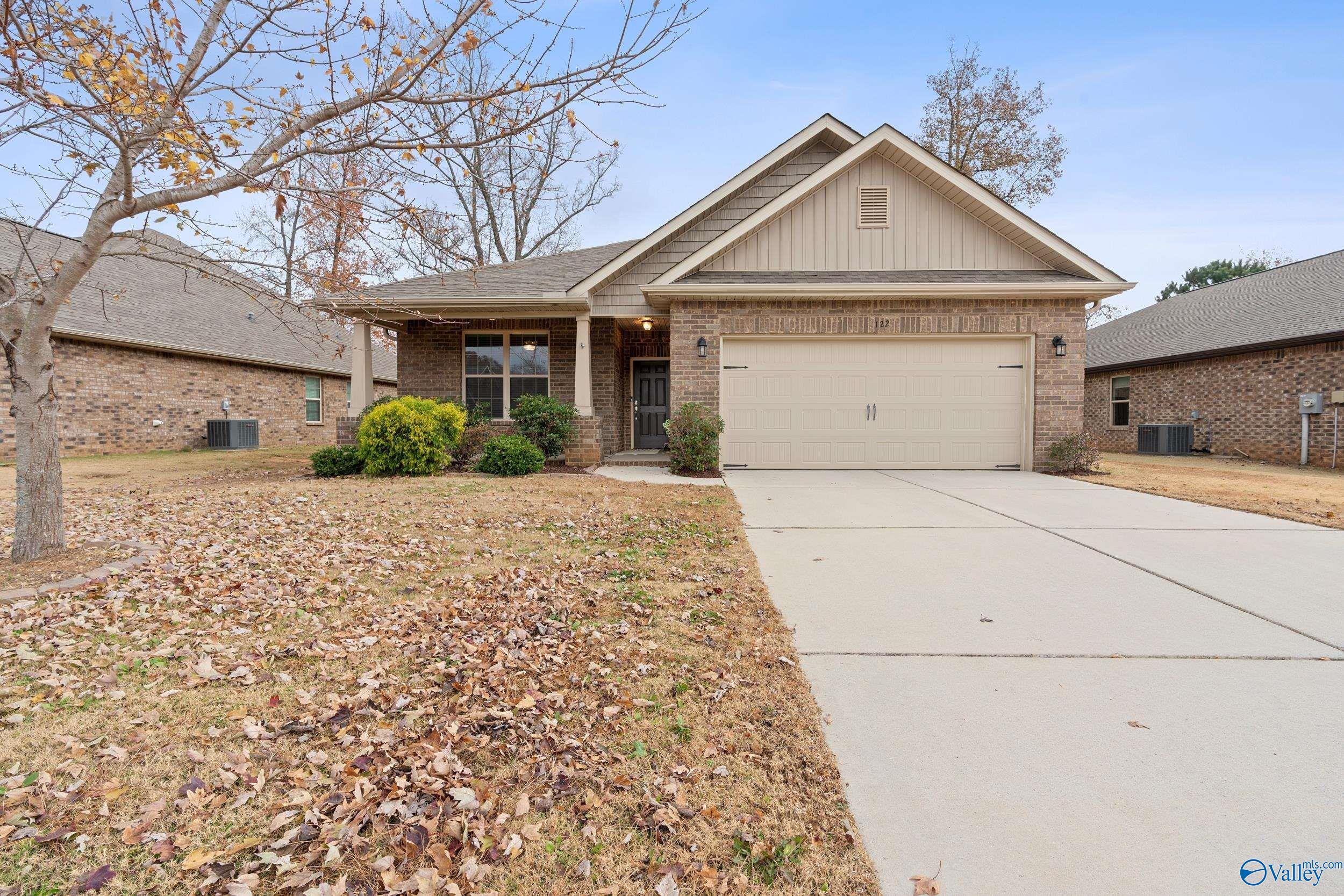 122 Summer Pointe Lane