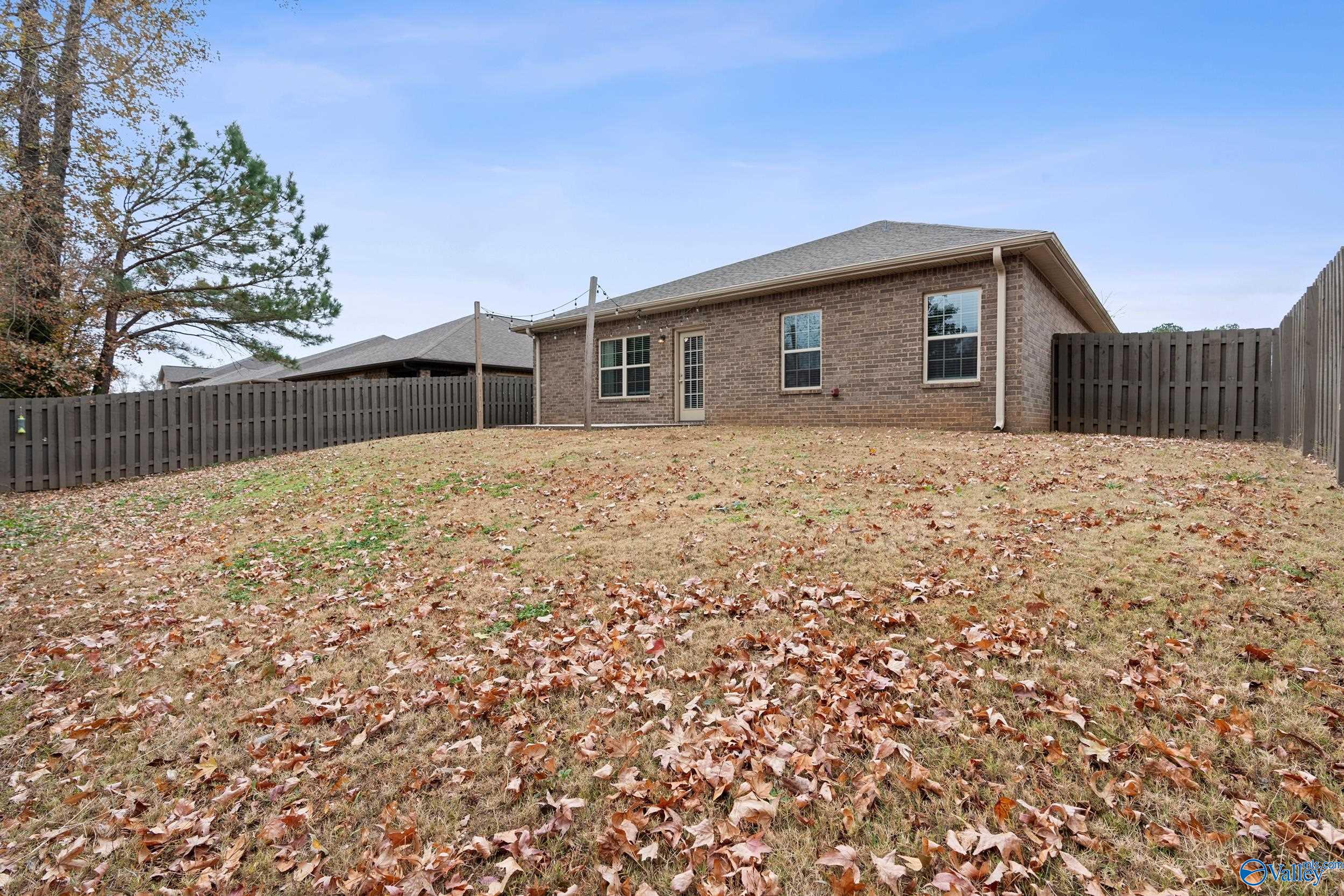 122 Summer Pointe Lane