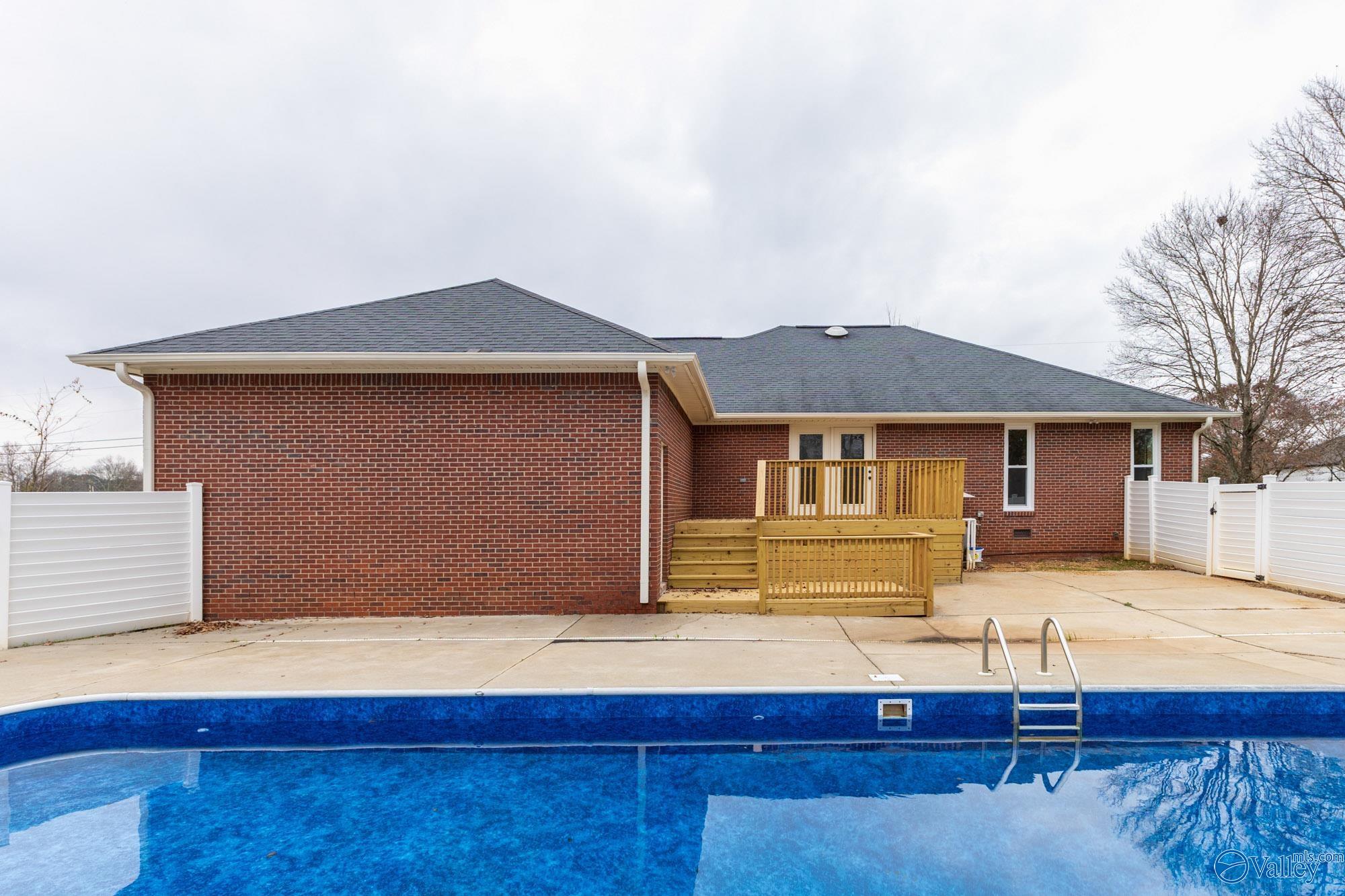 120 Singletree Drive
