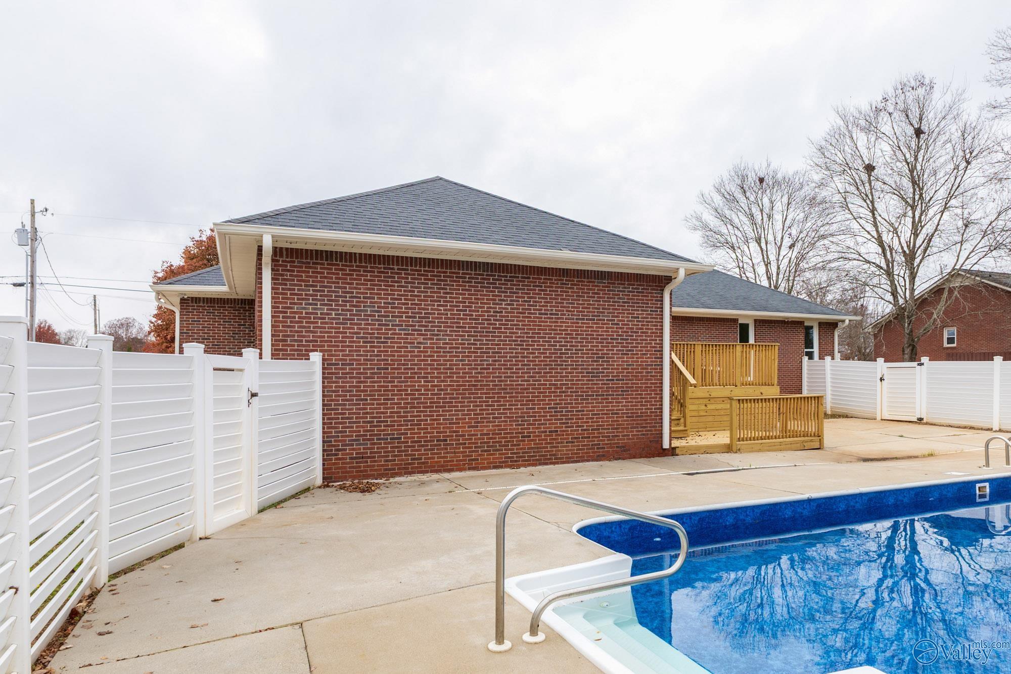 120 Singletree Drive
