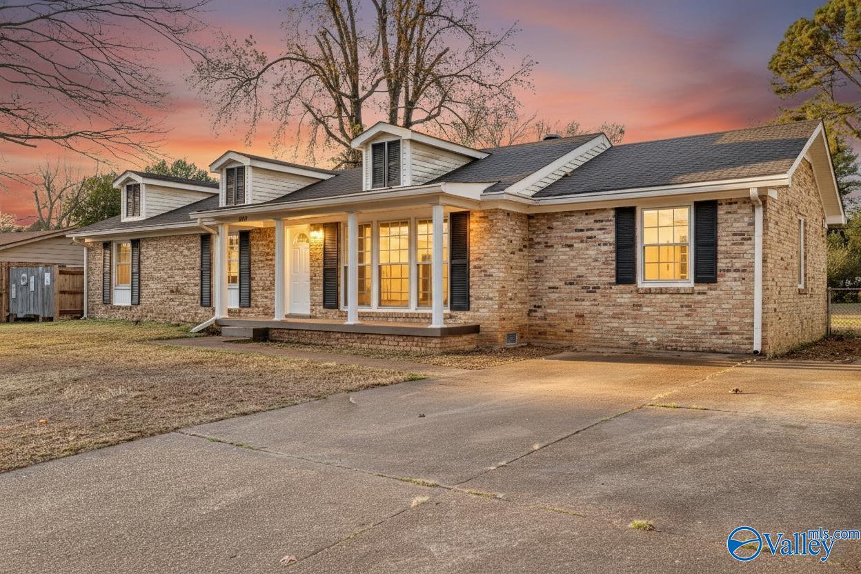 3910 Shamrock Drive NW