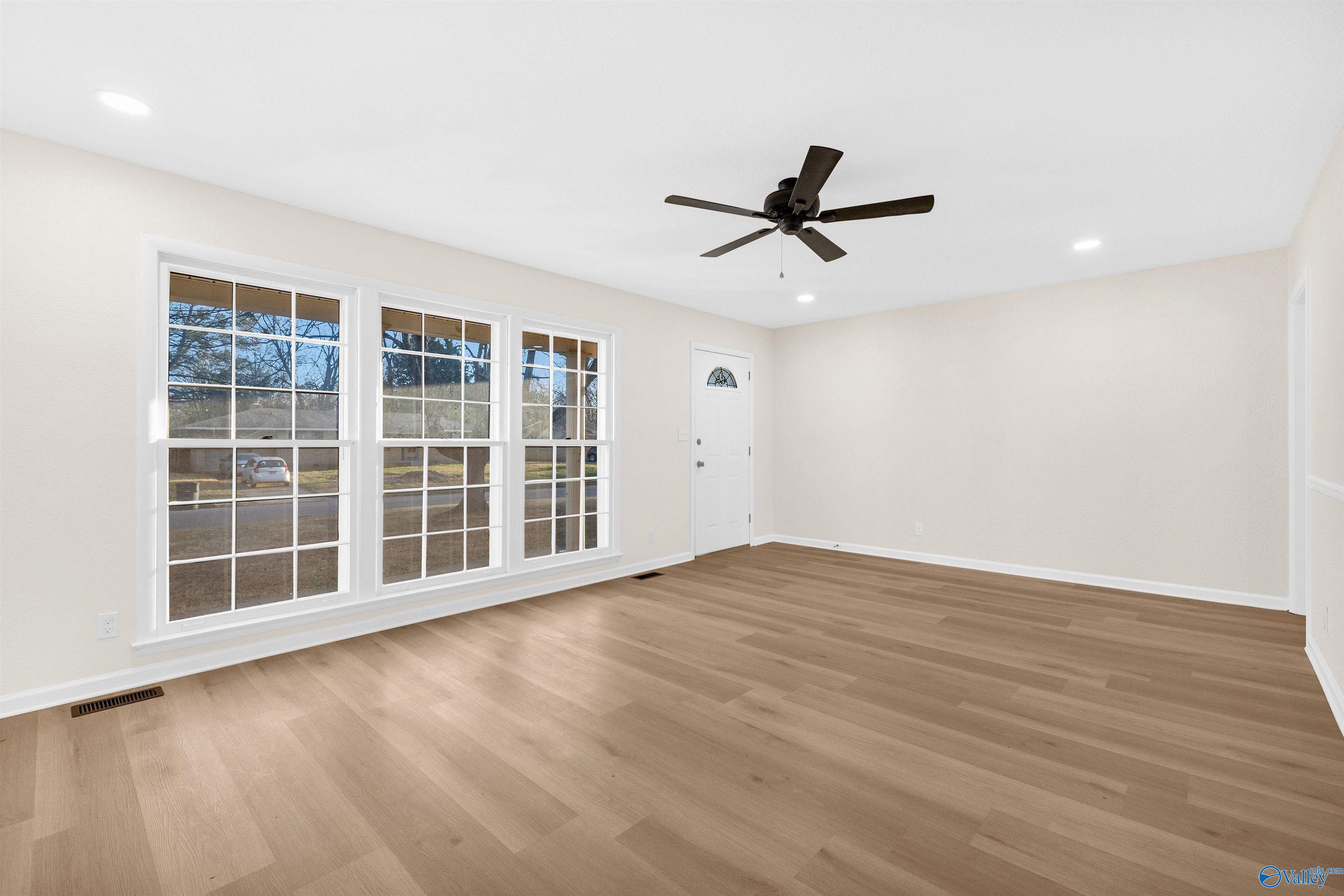 3910 Shamrock Drive NW