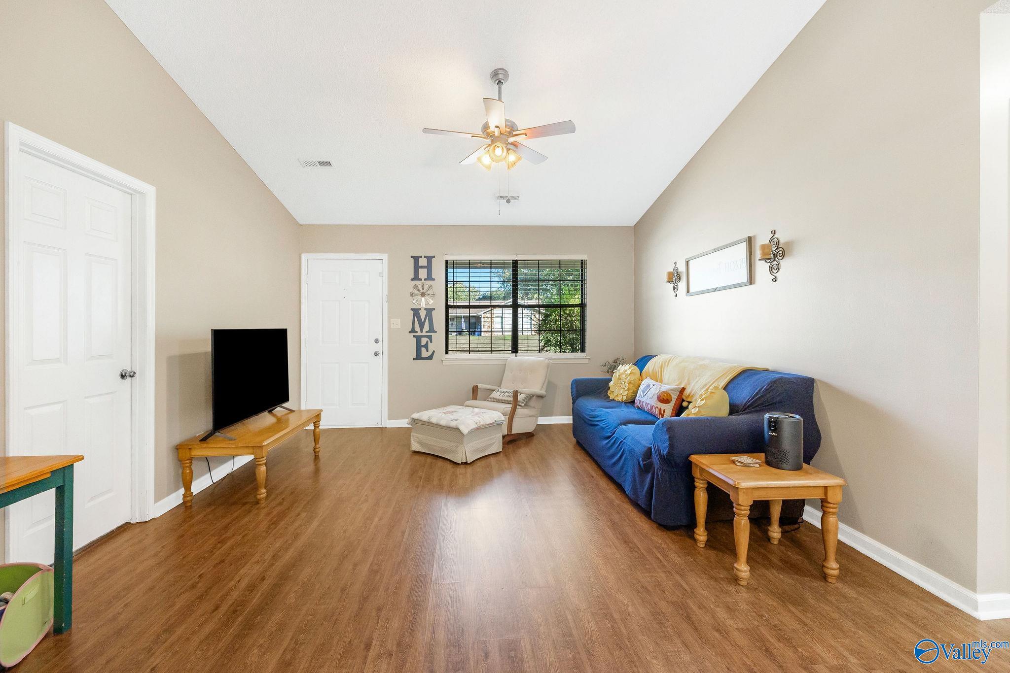 102 Harpeth Drive
