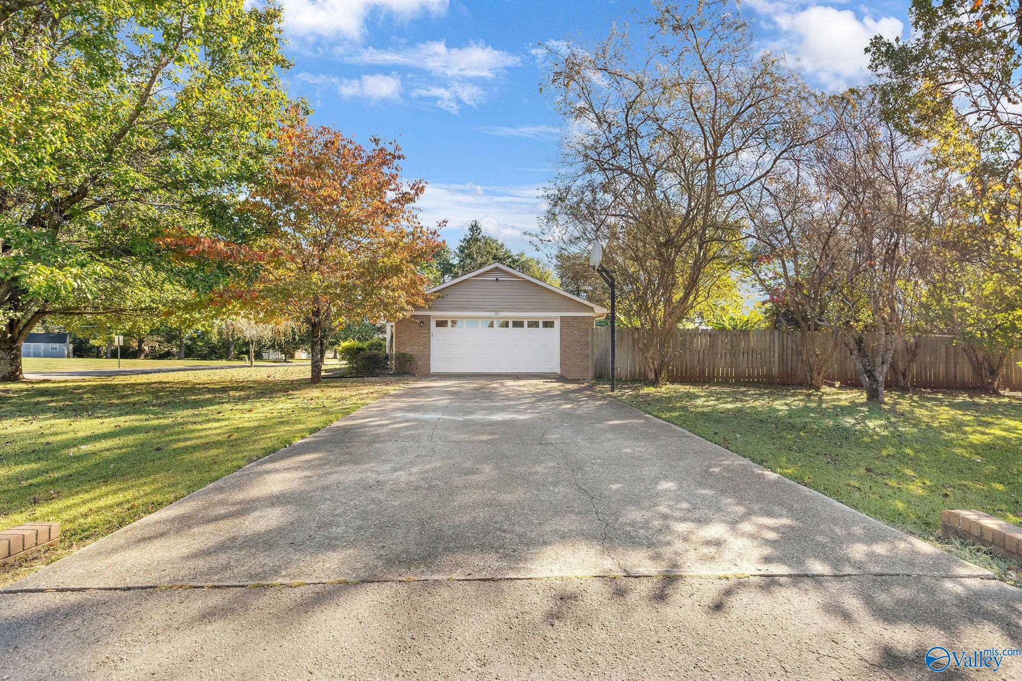 102 Harpeth Drive
