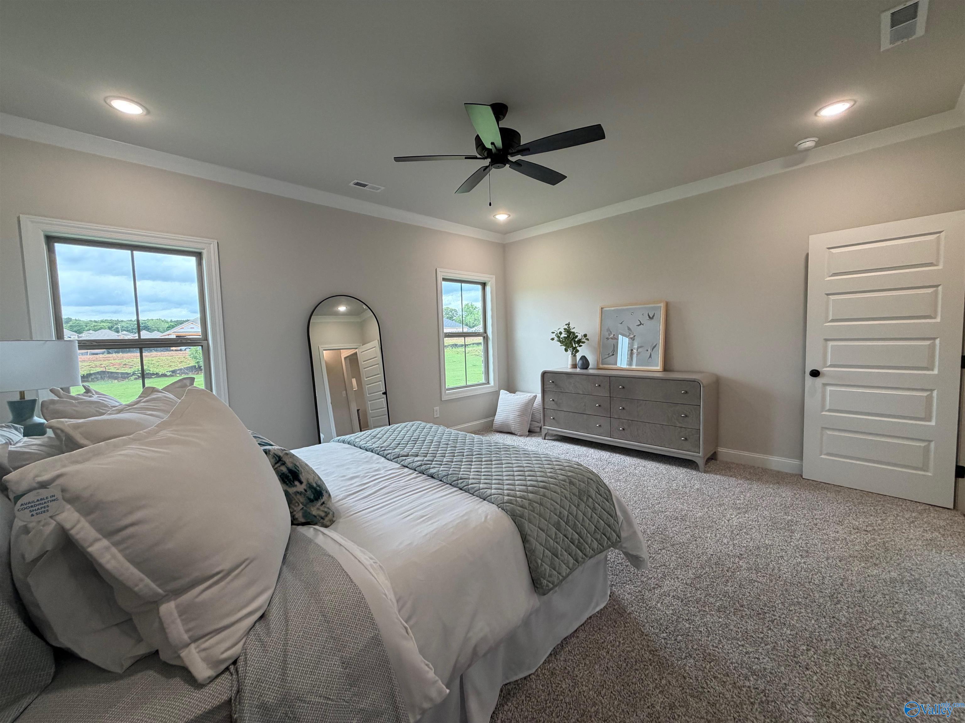 133 Old Forest Road