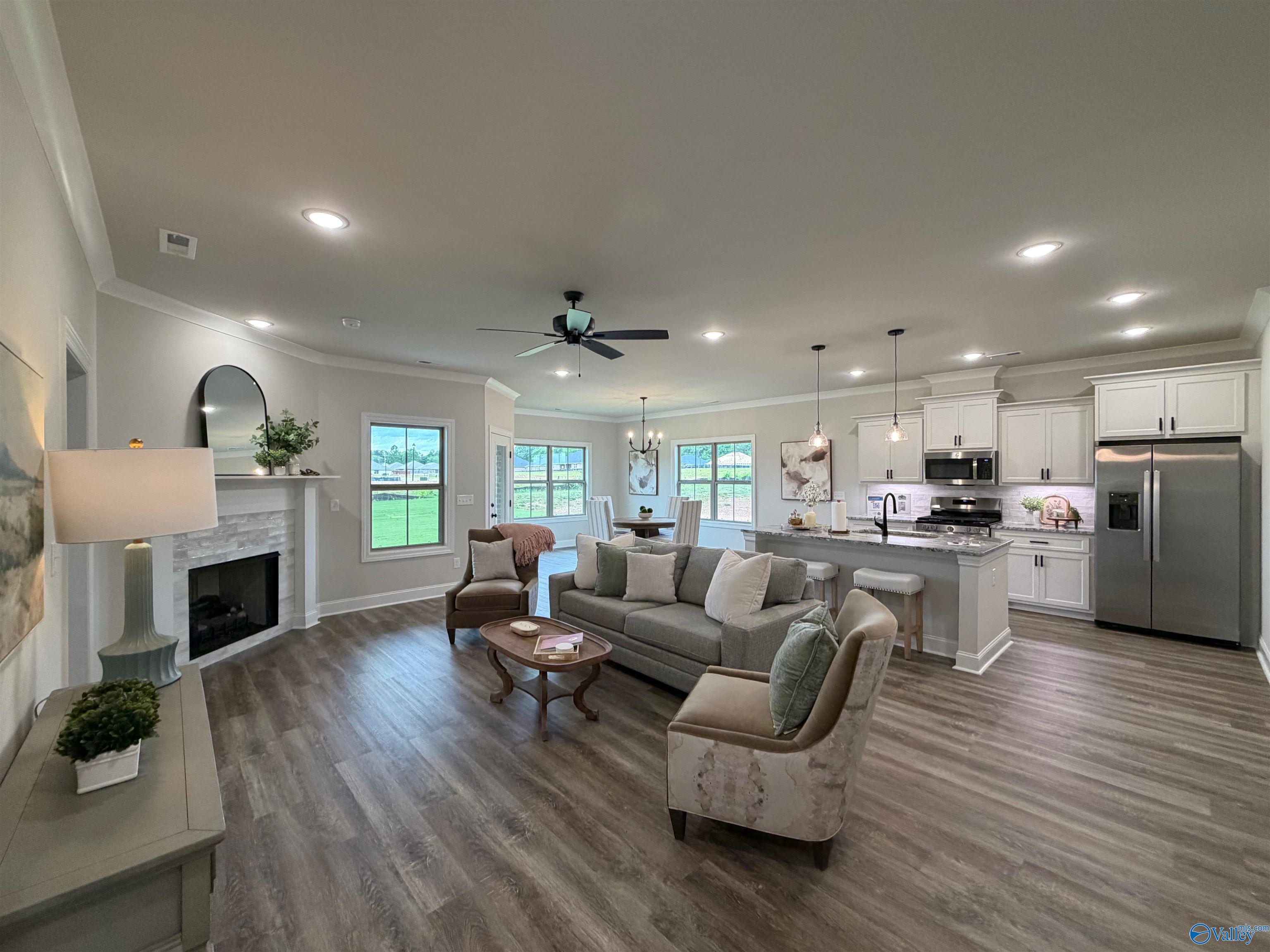 133 Old Forest Road