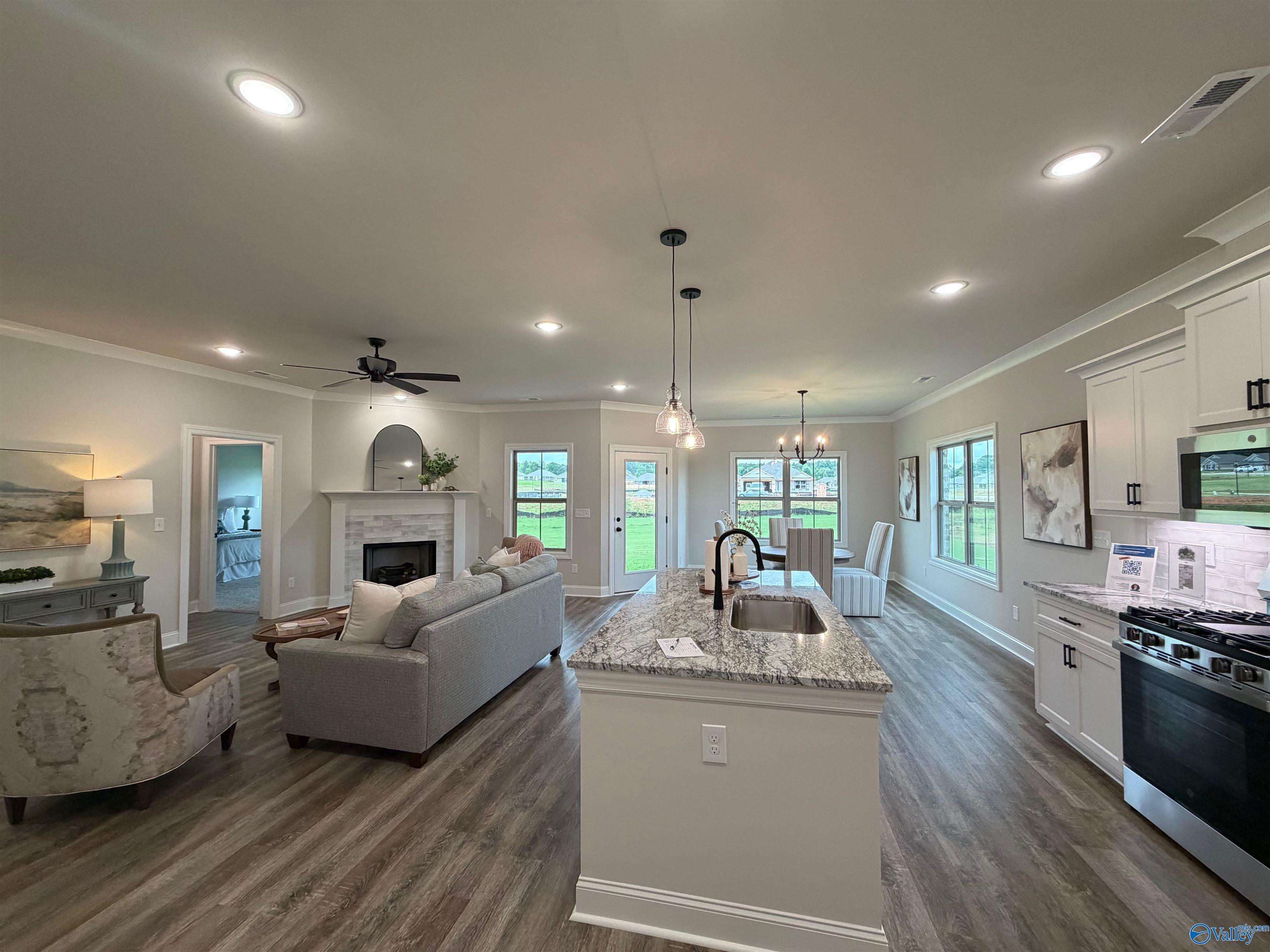 133 Old Forest Road