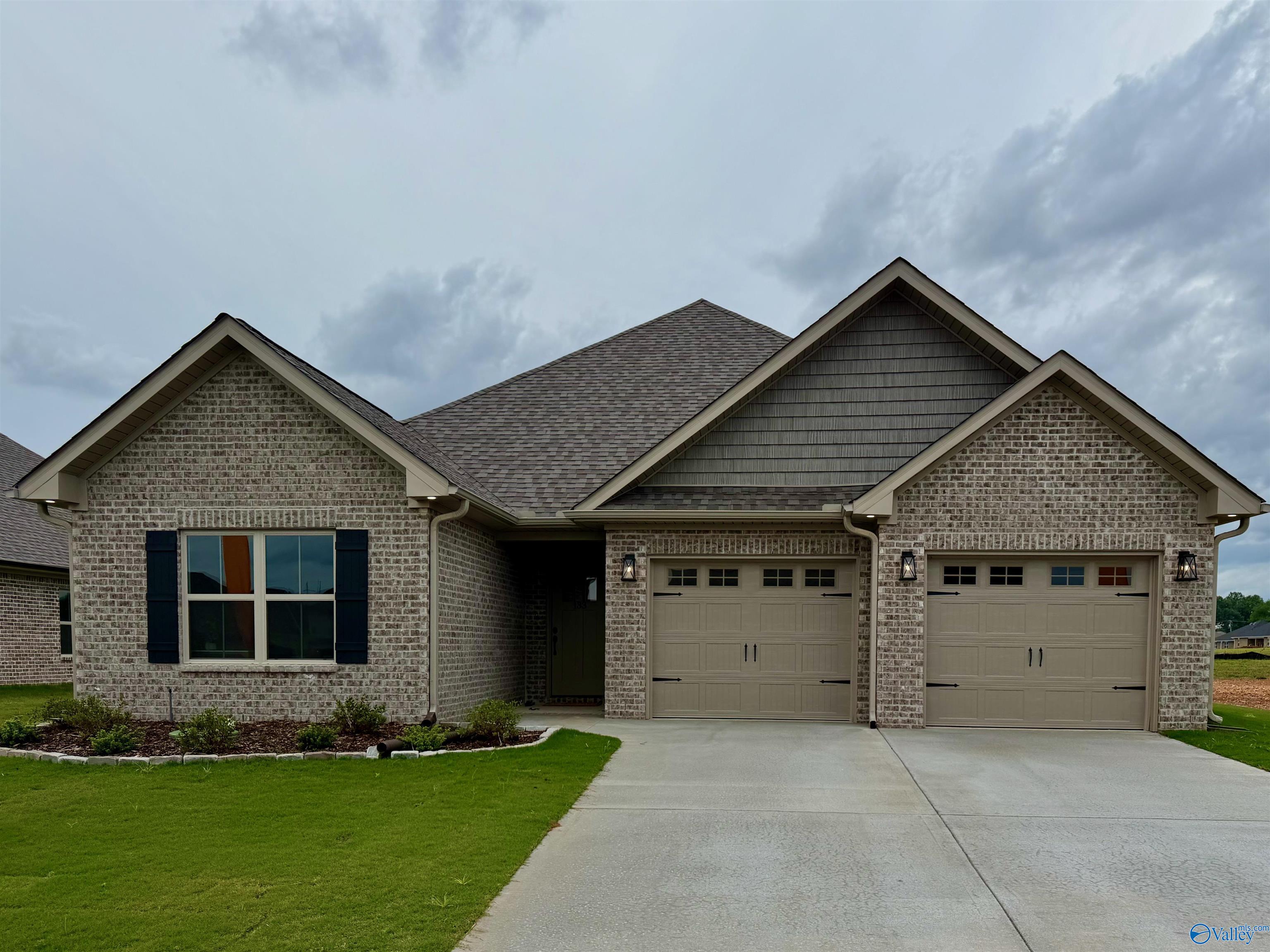 133 Old Forest Road