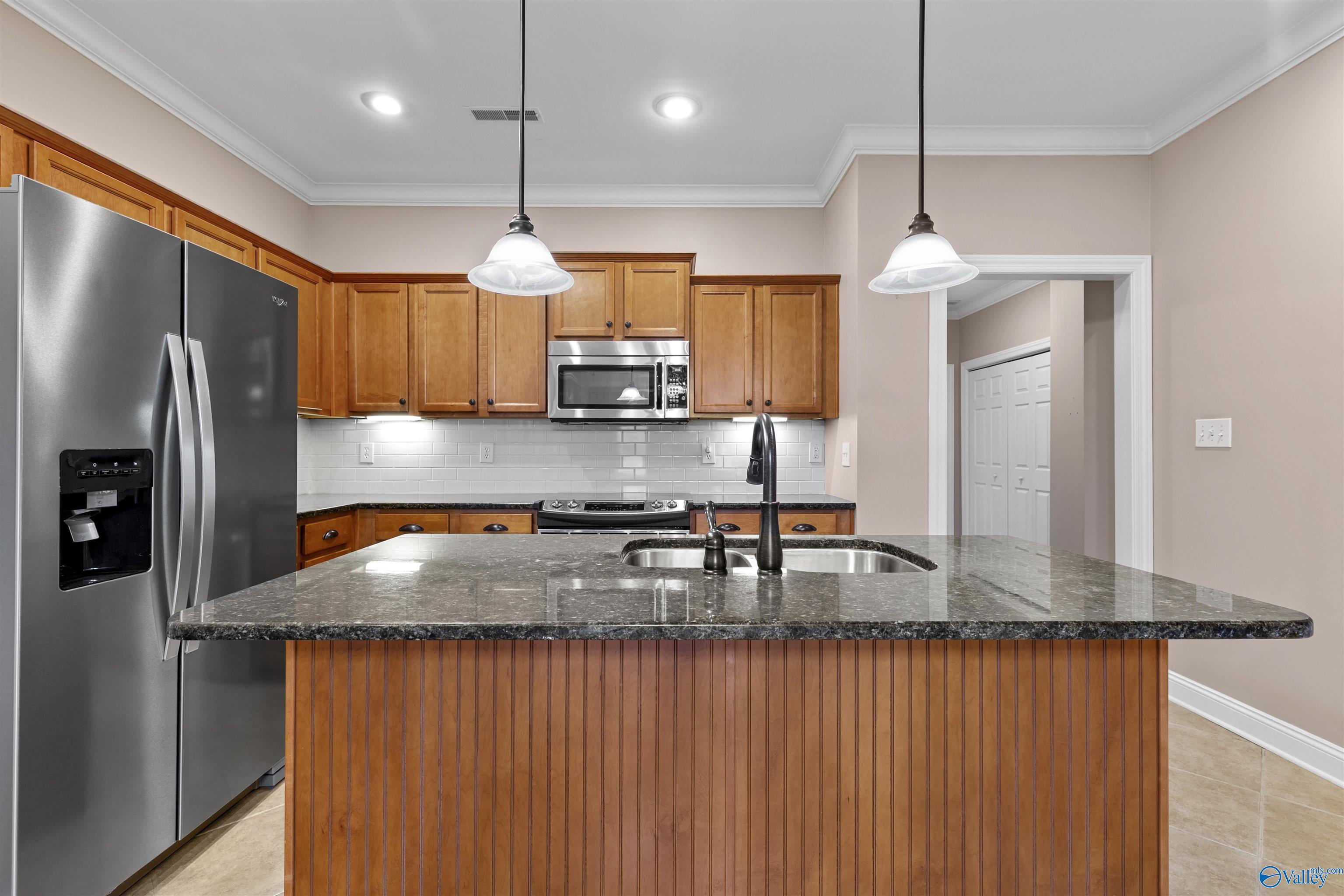 511 West Mossyleaf Drive