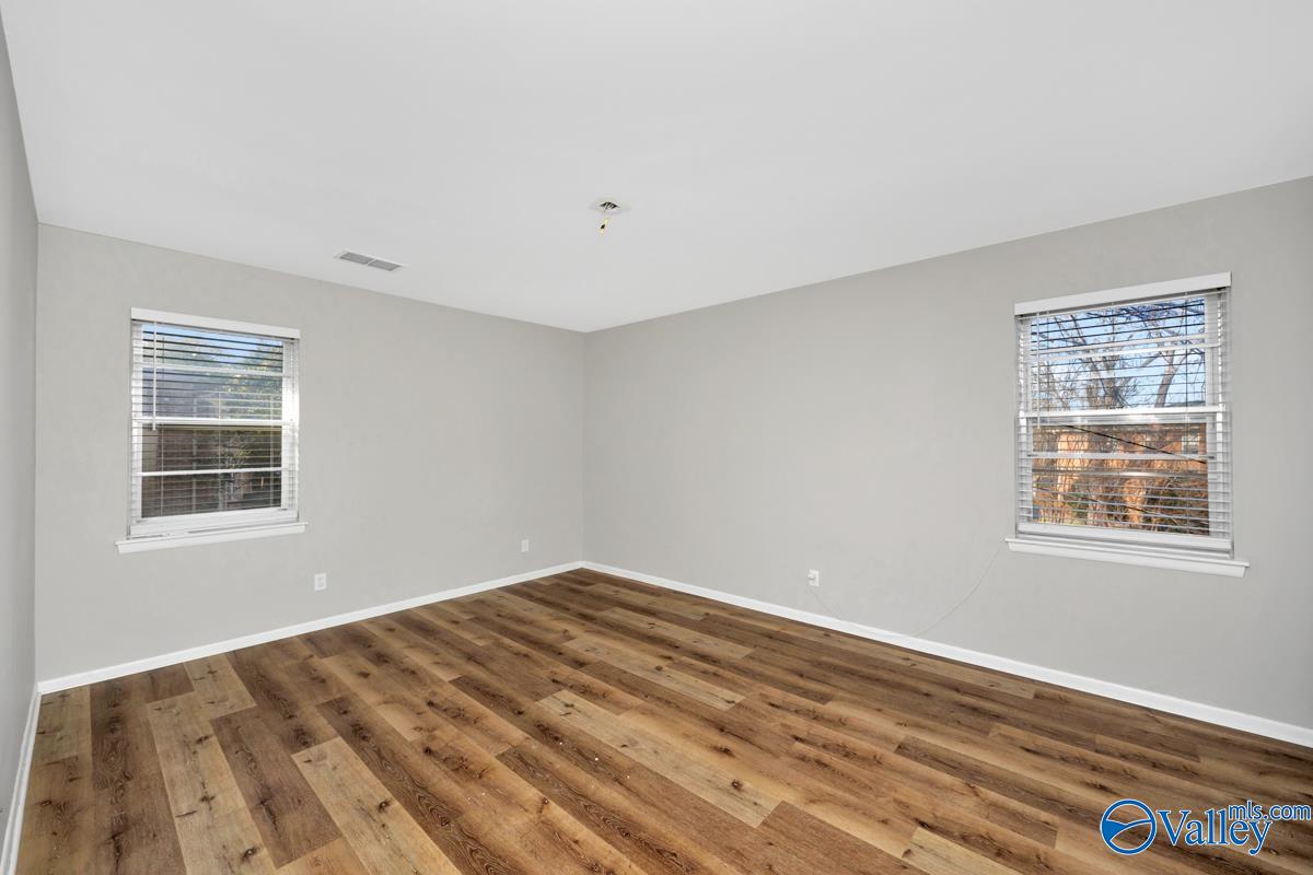 1204 Willowbrook Drive SE APT C