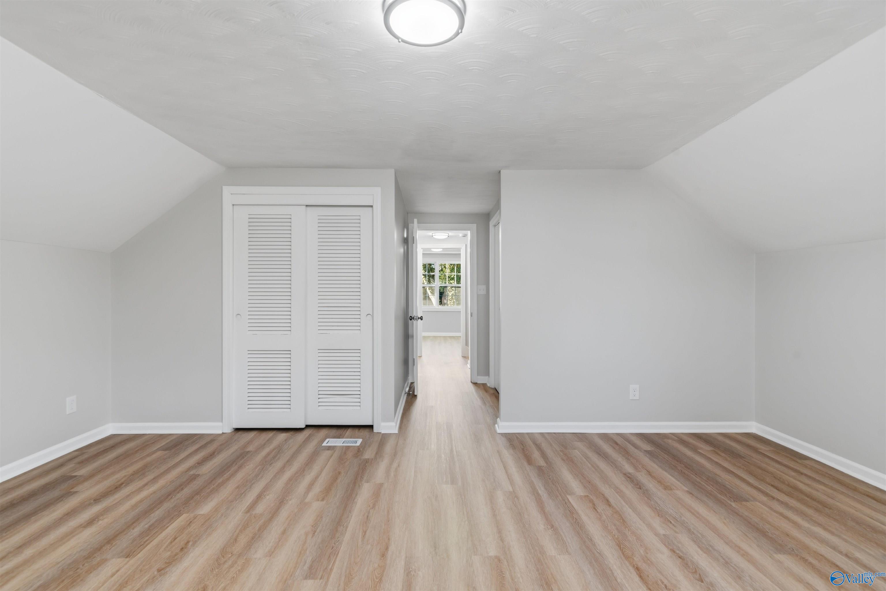11028 Jean Road SE