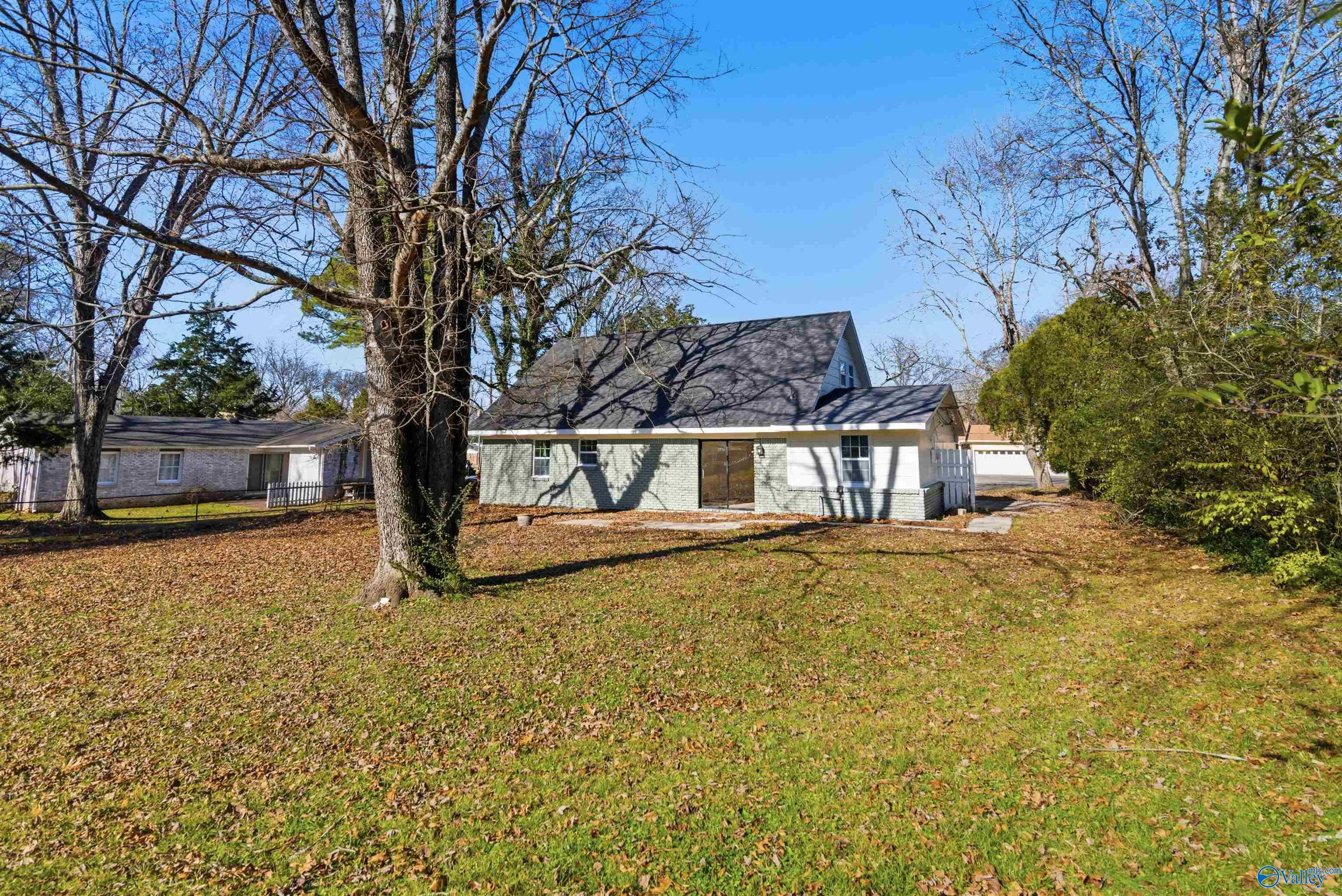 11028 Jean Road SE