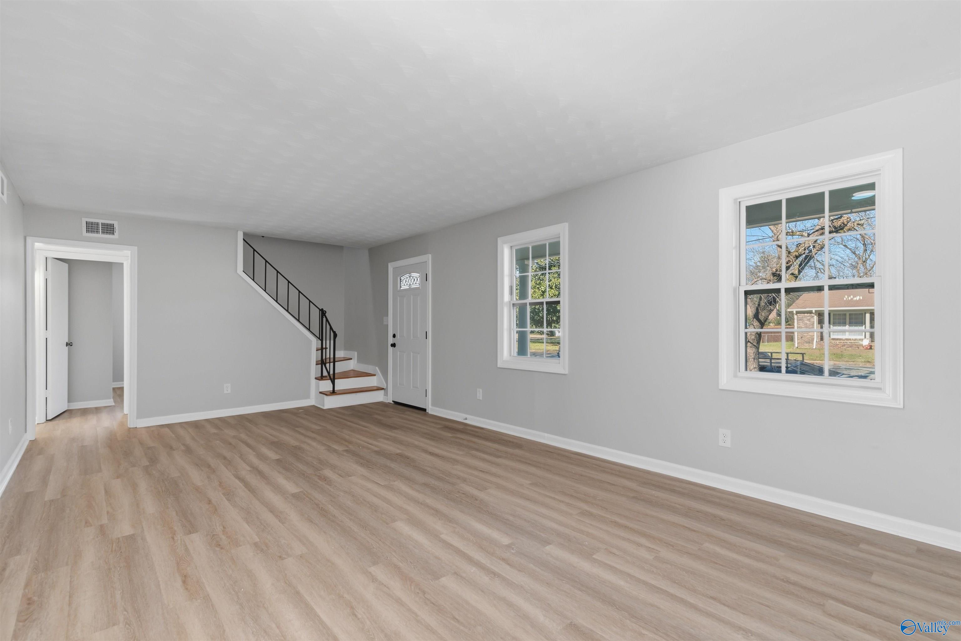 11028 Jean Road SE