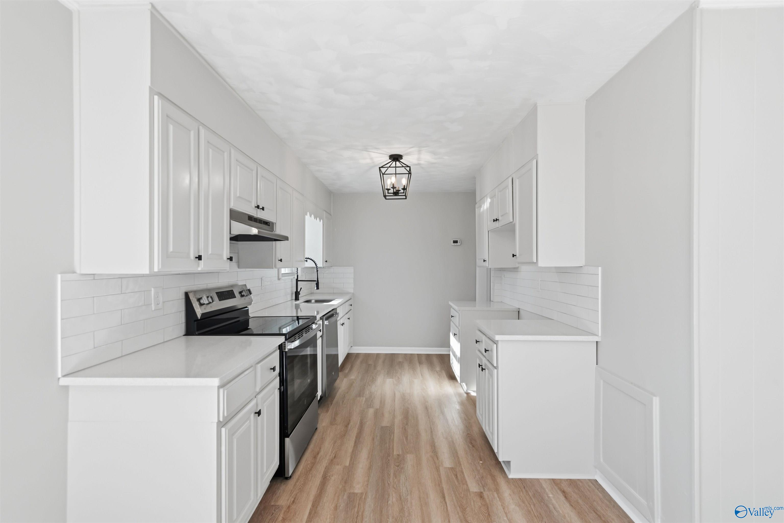 11028 Jean Road SE