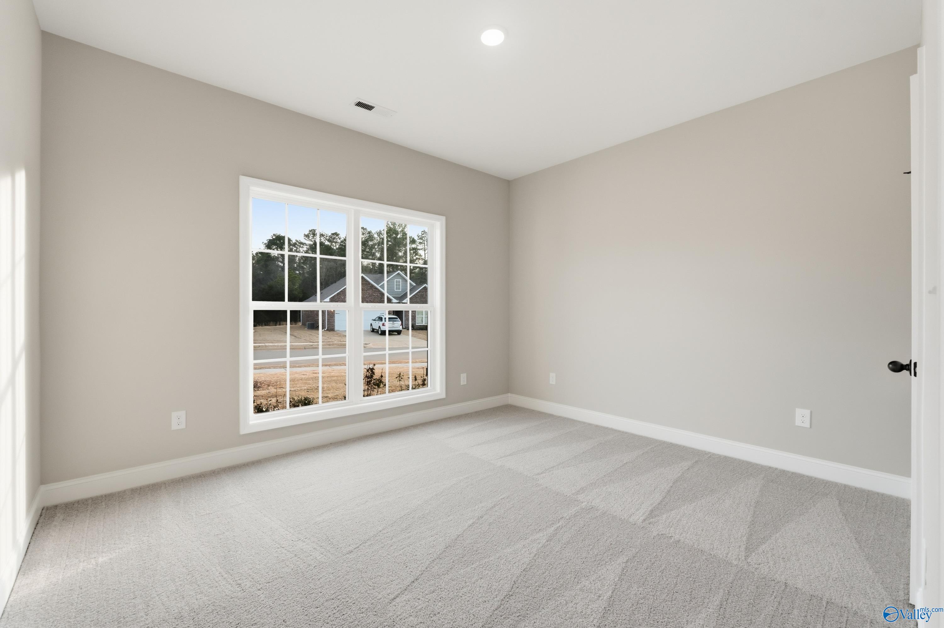 29471 Canoe Circle
