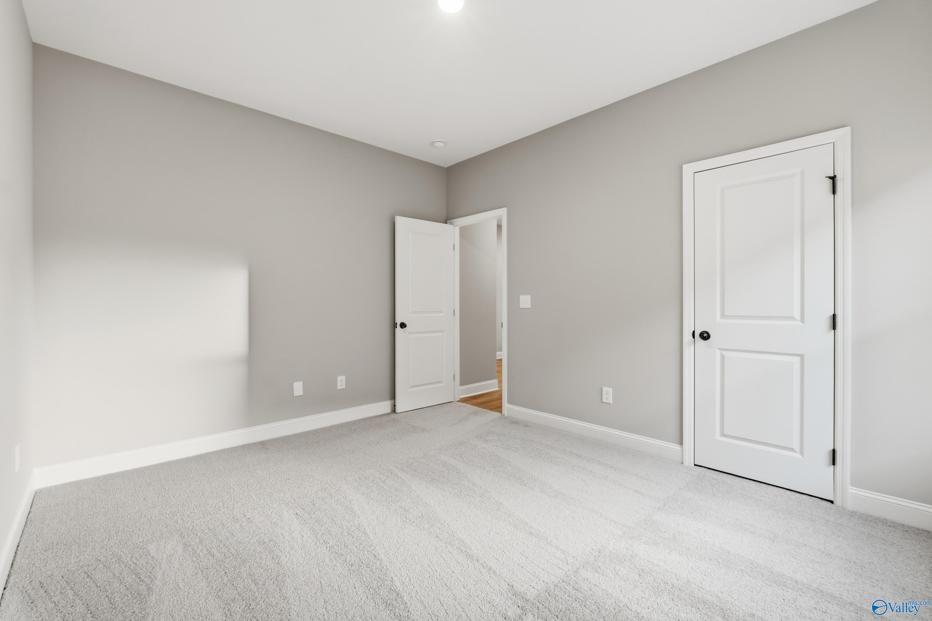 29471 Canoe Circle