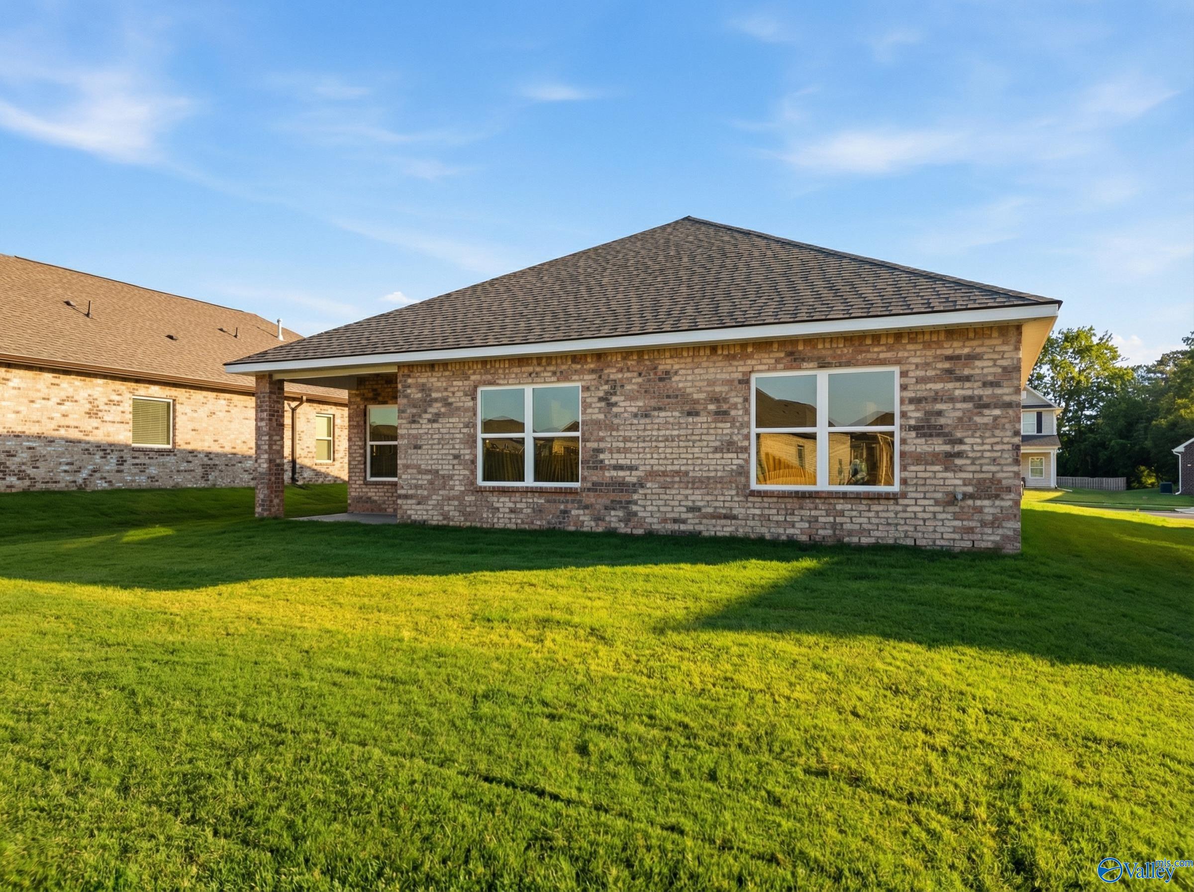 29471 Canoe Circle