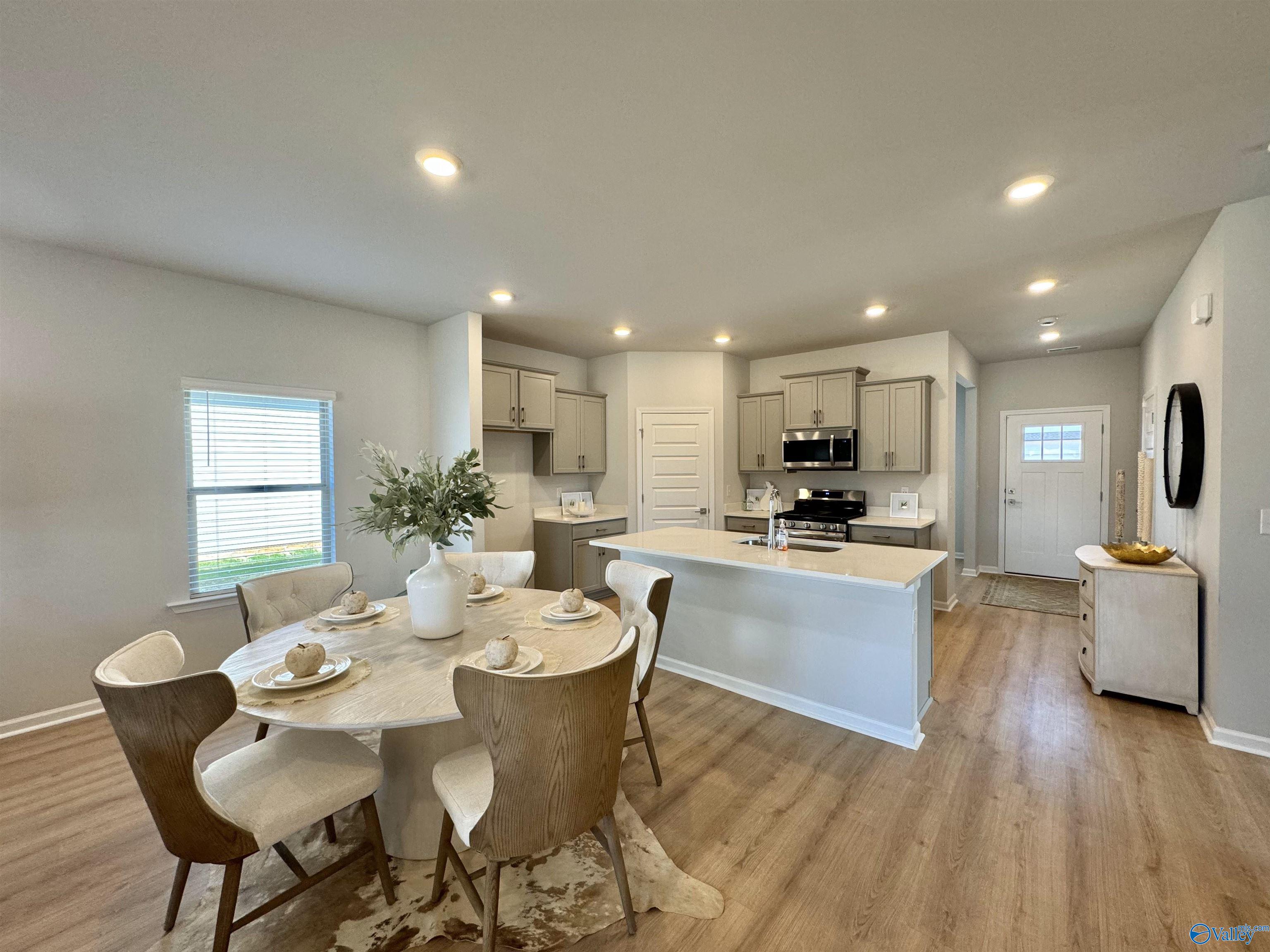 4604 Hampton Glen Circle