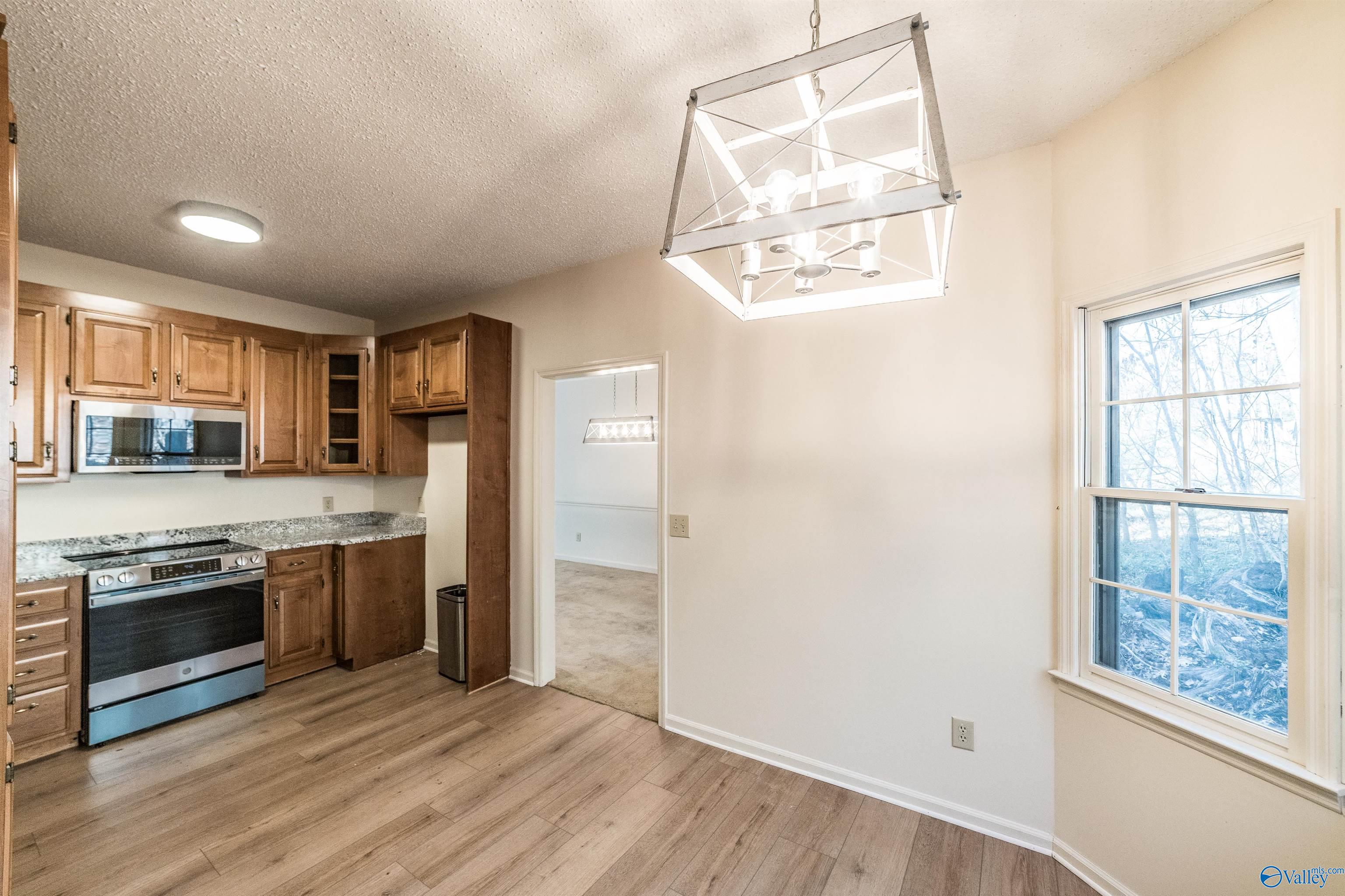 10102 Brandywine Drive SE