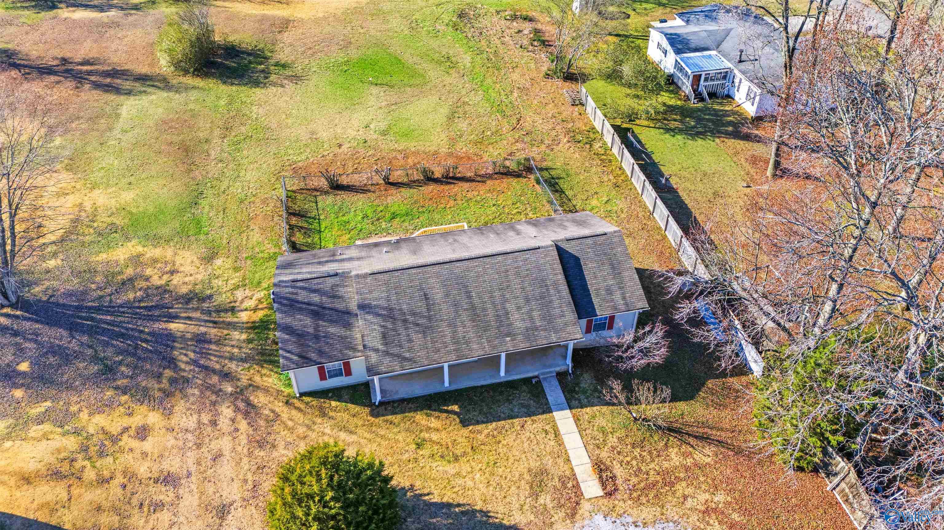 8246 Wall Triana Hwy