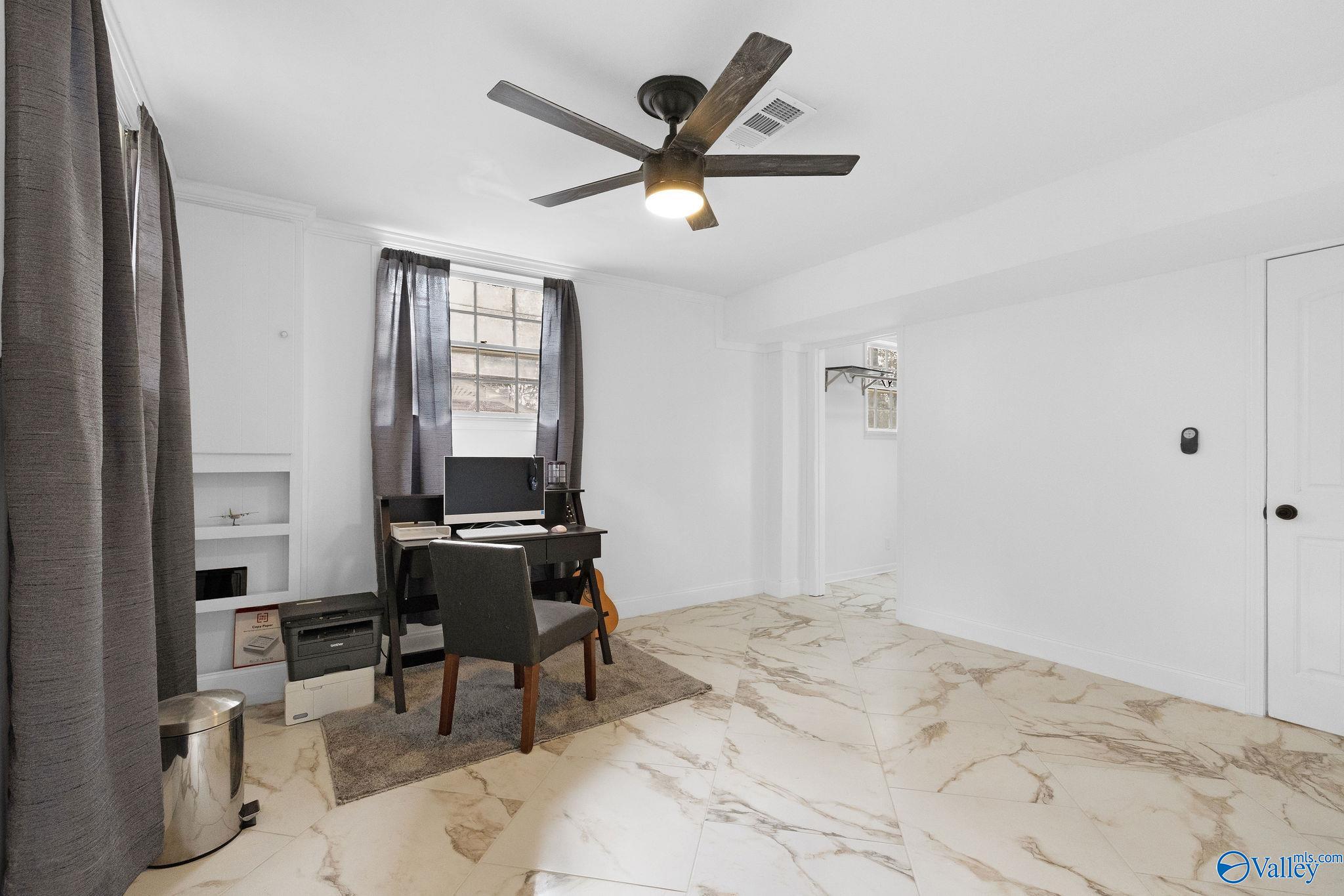 2607 Valley Brook Circle