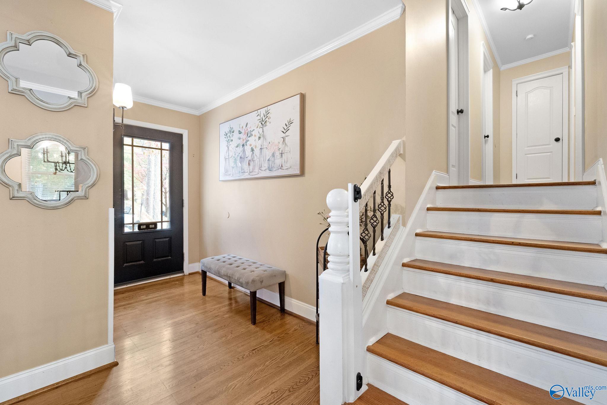 2607 Valley Brook Circle