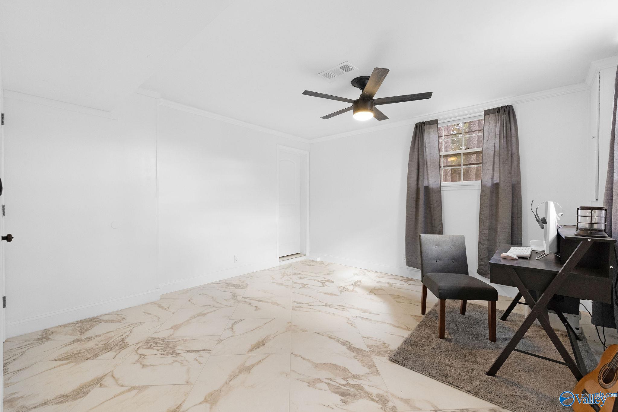 2607 Valley Brook Circle