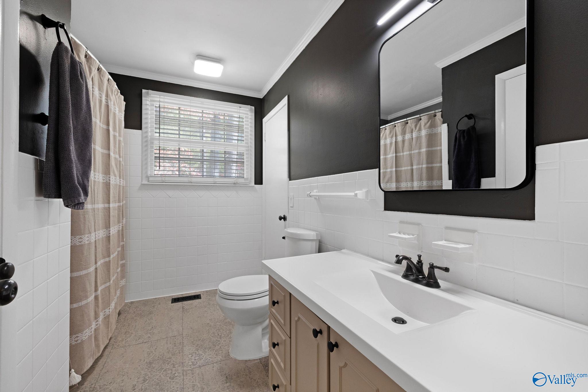 2607 Valley Brook Circle
