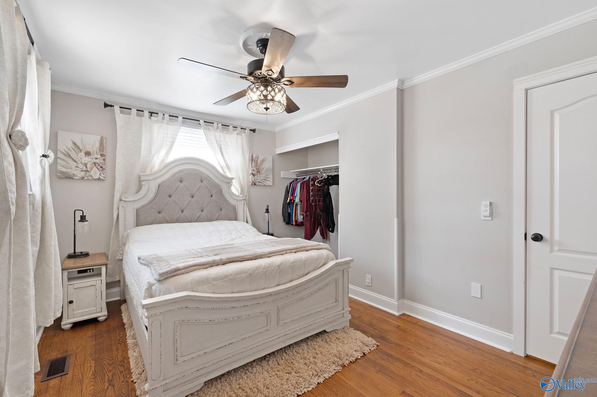 2607 Valley Brook Circle
