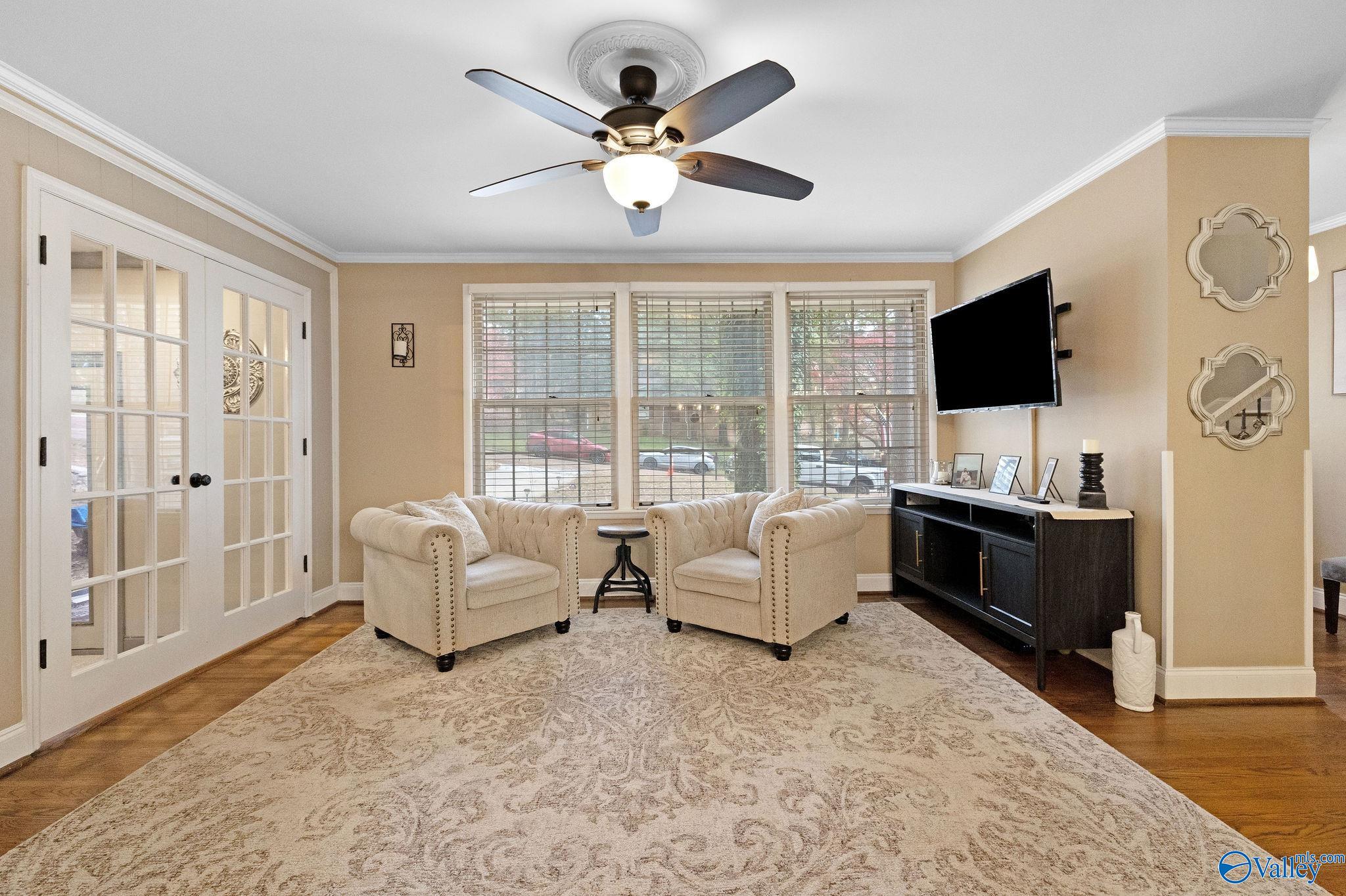 2607 Valley Brook Circle